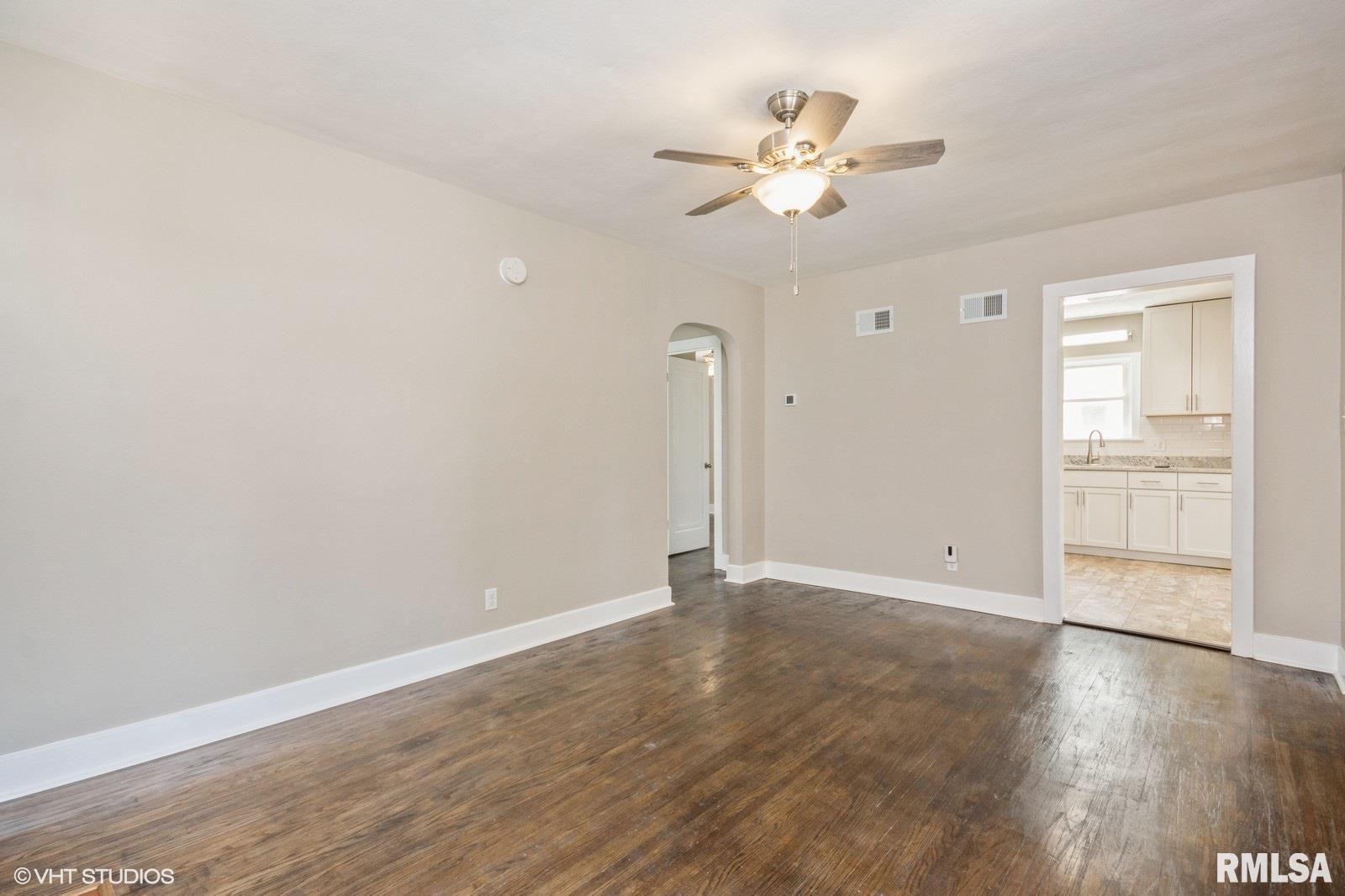 2428 S 8th Street, Springfield, Illinois image 3