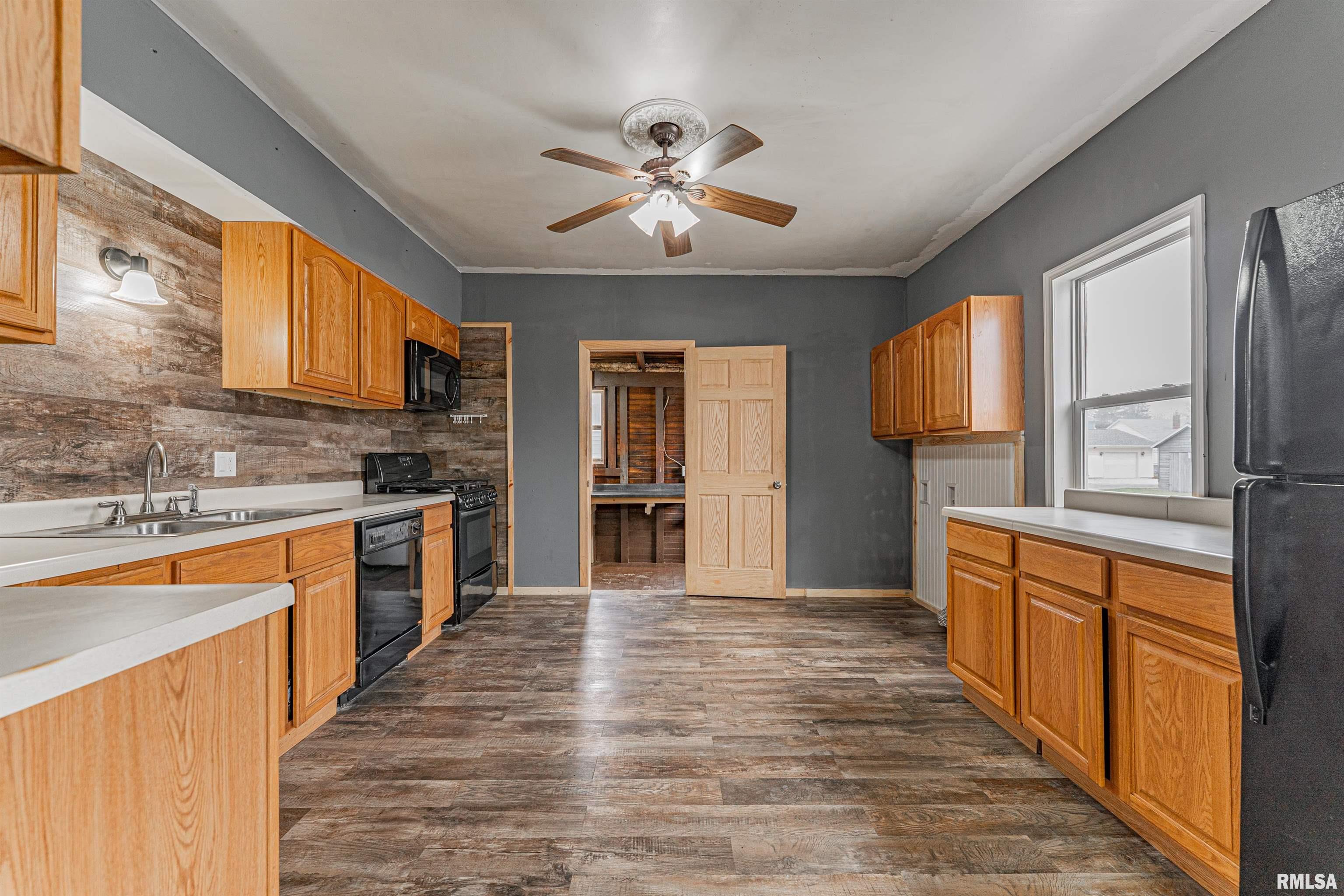 629 N Mclean Street, Lincoln, Illinois image 8