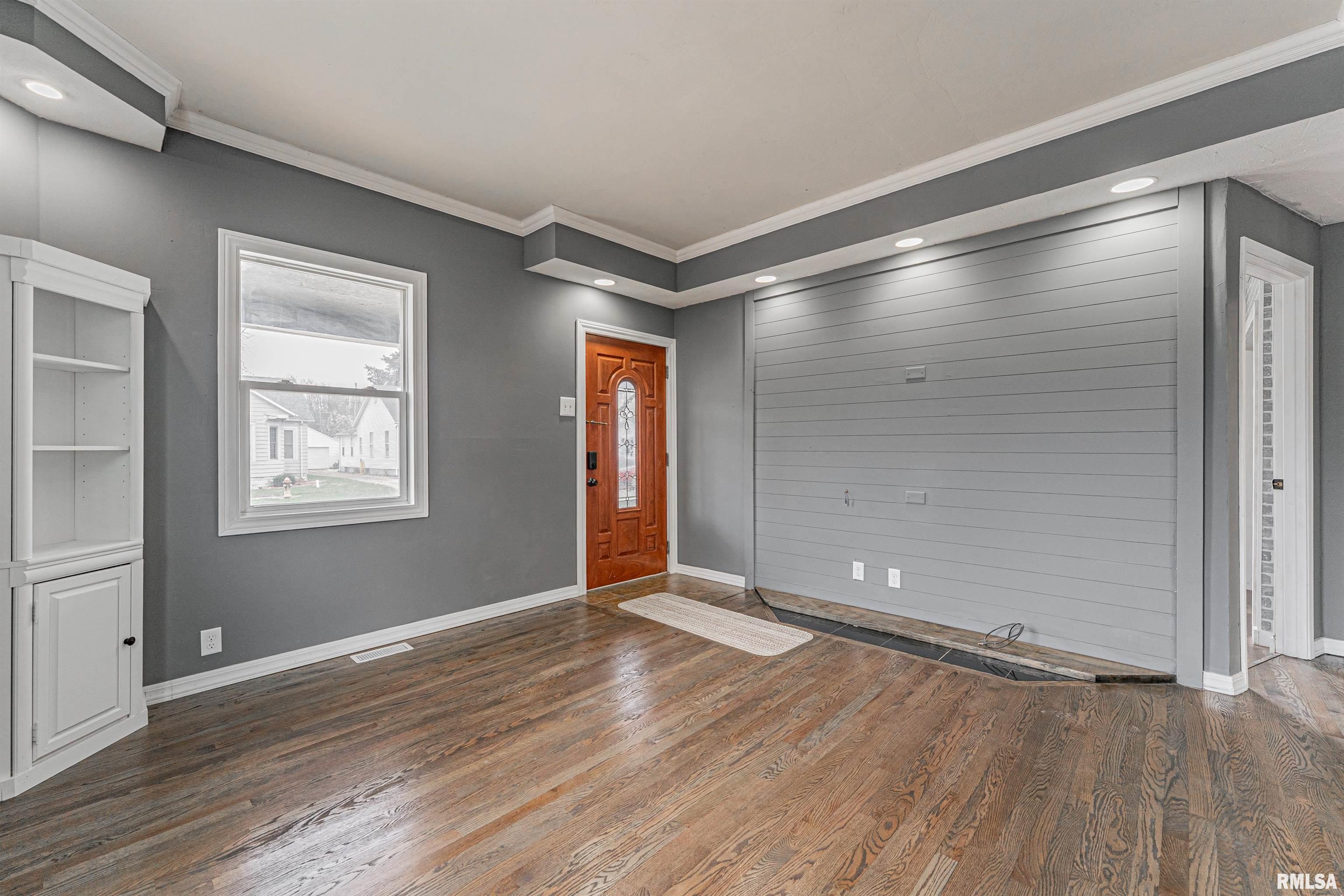 629 N Mclean Street, Lincoln, Illinois image 4