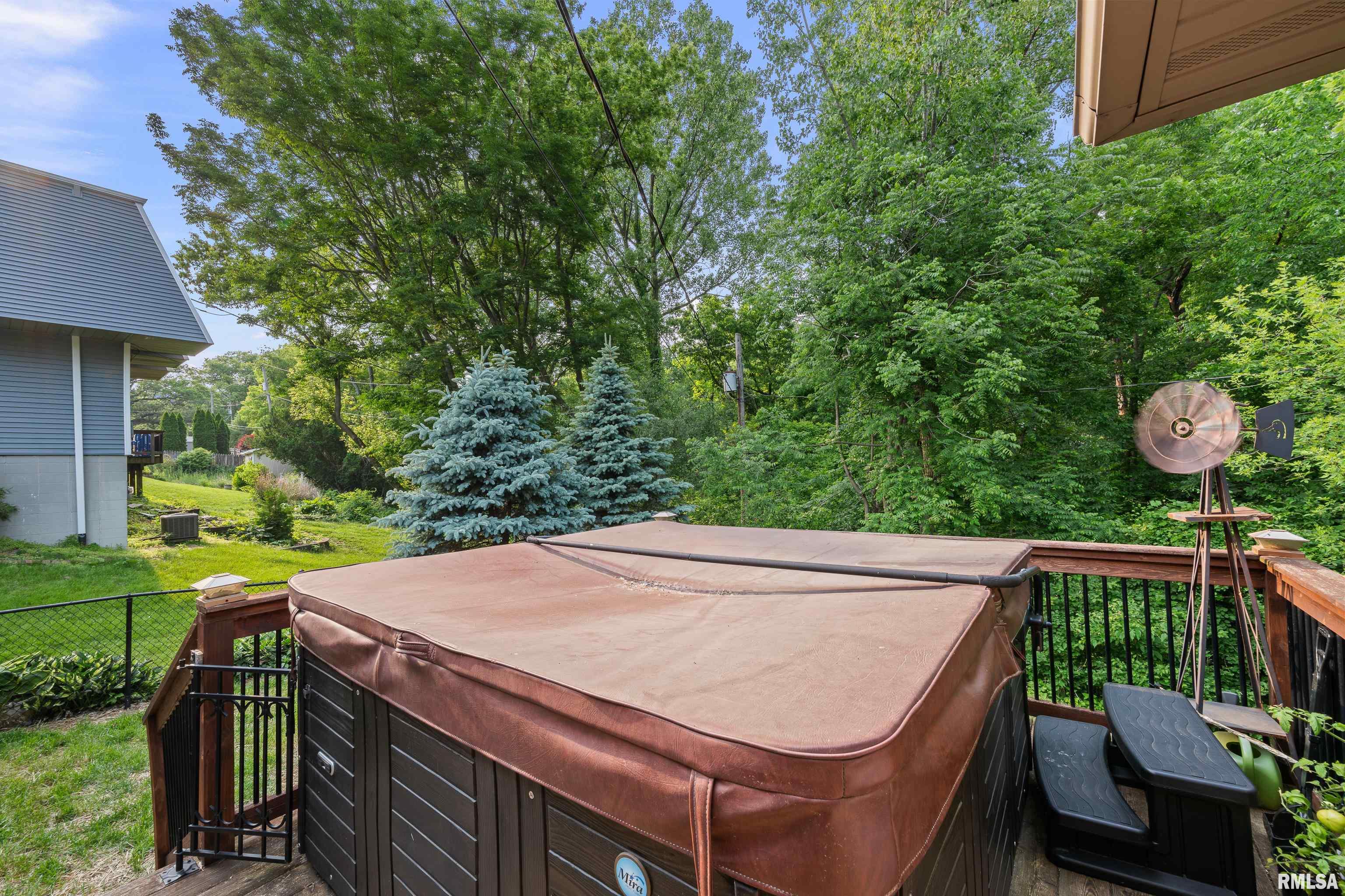 4523 39th Avenue, Rock Island, Illinois image 35