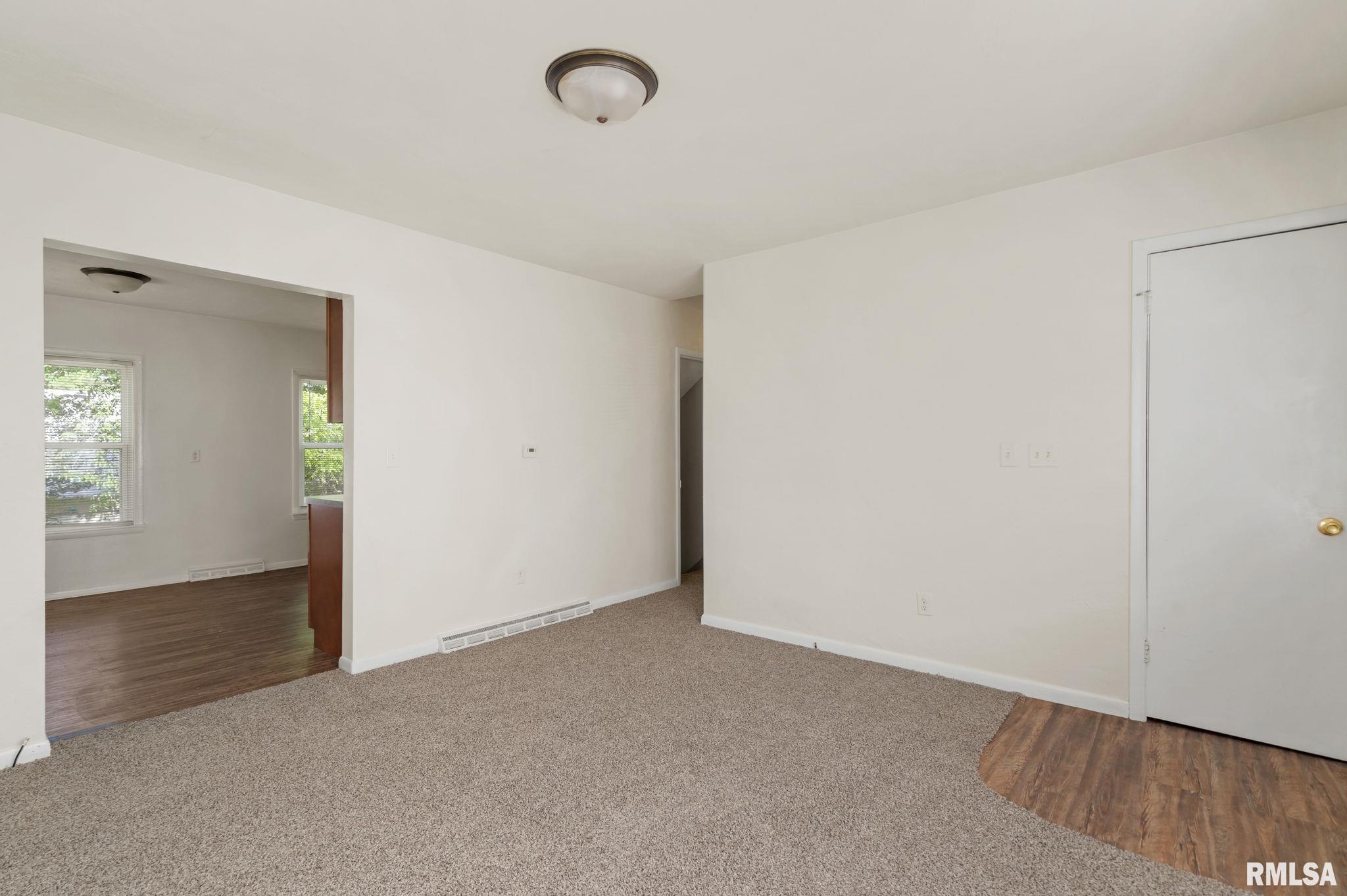 18 Riverview Lane, Bettendorf, Iowa image 19