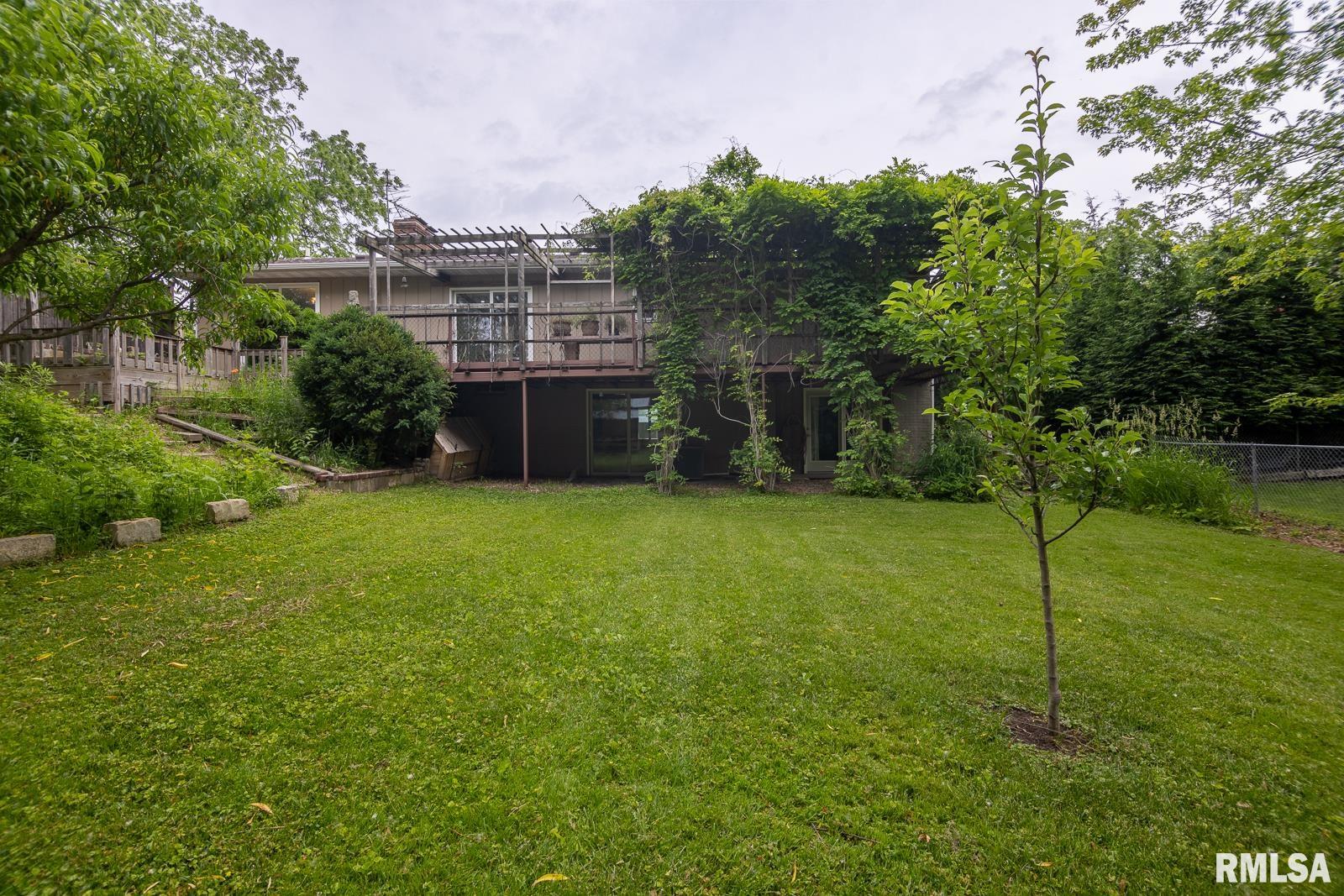 1135 Fairlane Drive, Bettendorf, Iowa image 41