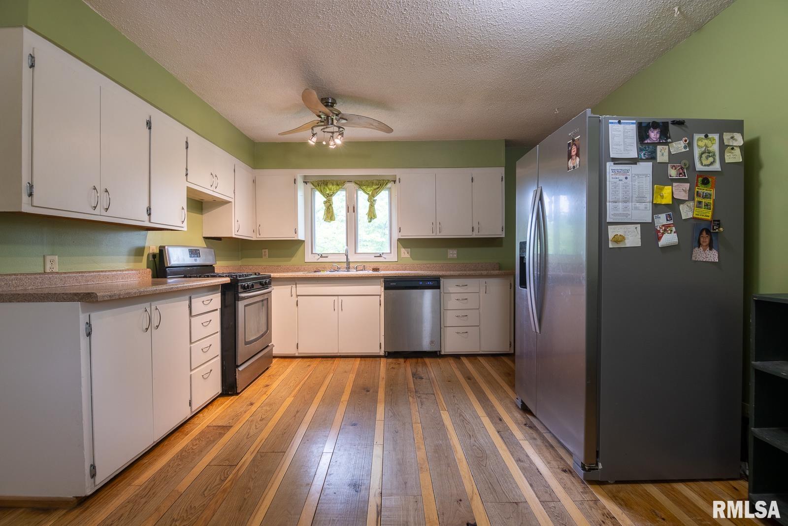 1135 Fairlane Drive, Bettendorf, Iowa image 9