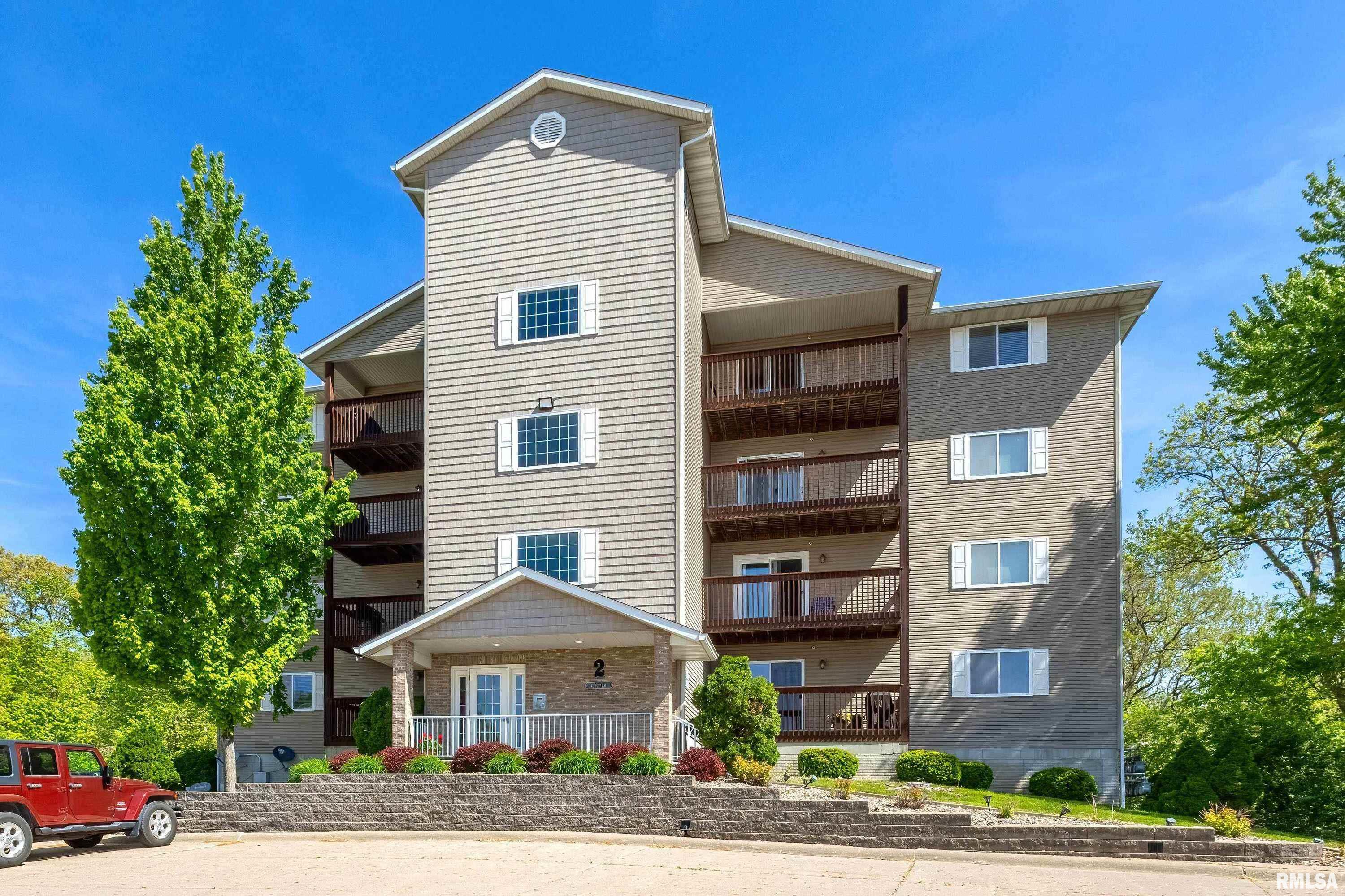 4102 Creek Hill Drive #102, Bettendorf, Iowa image 1