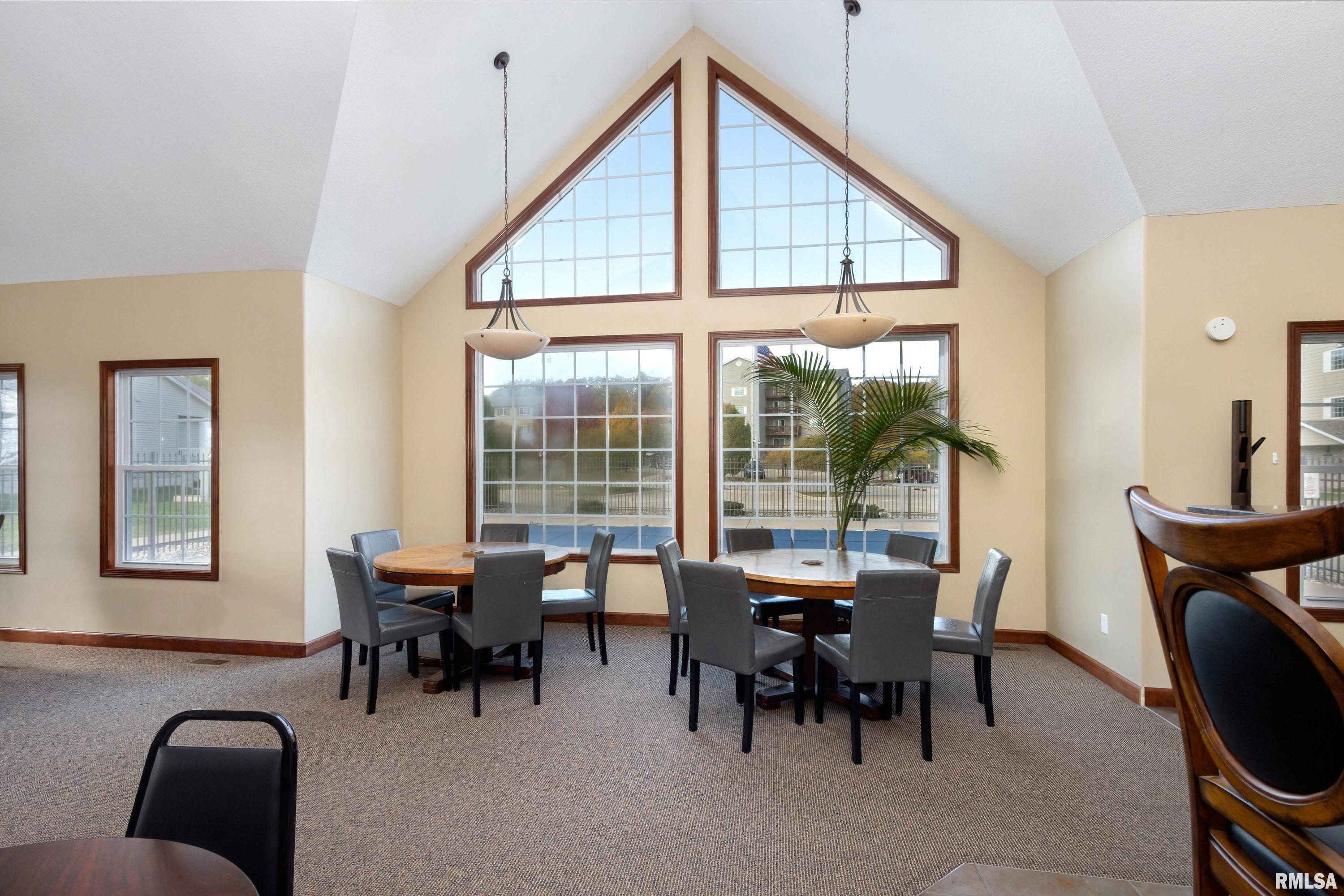 4102 Creek Hill Drive #102, Bettendorf, Iowa image 37