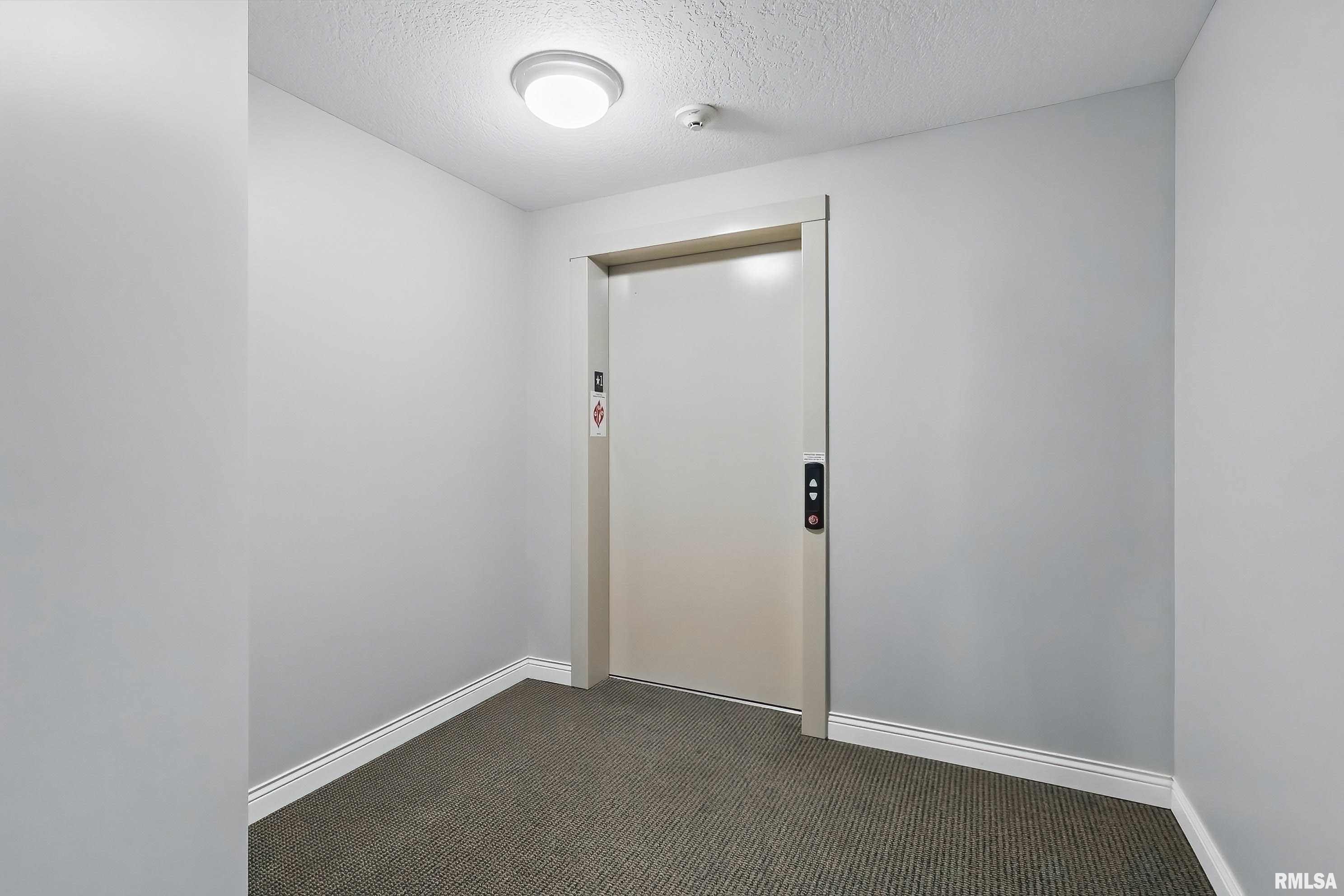 4102 Creek Hill Drive #102, Bettendorf, Iowa image 29