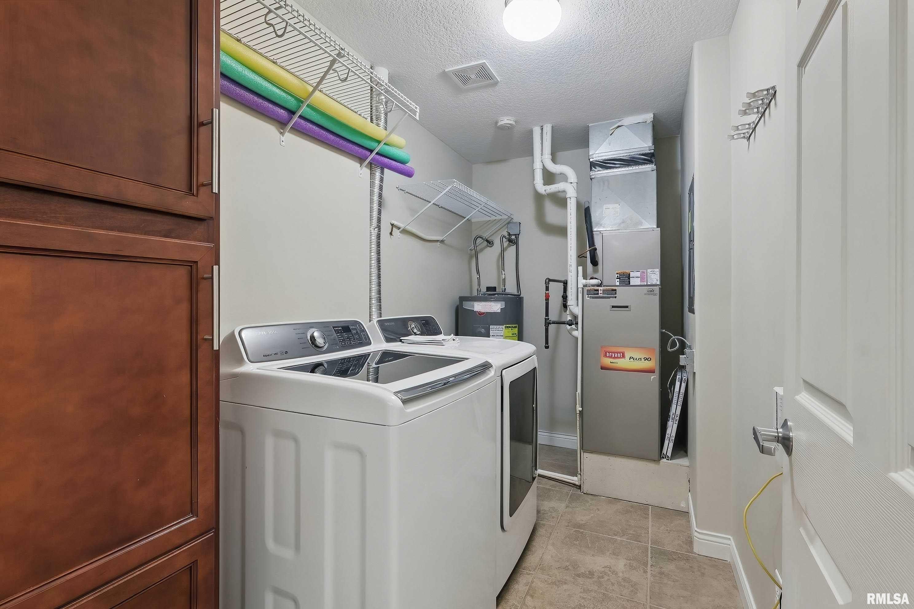 4102 Creek Hill Drive #102, Bettendorf, Iowa image 17
