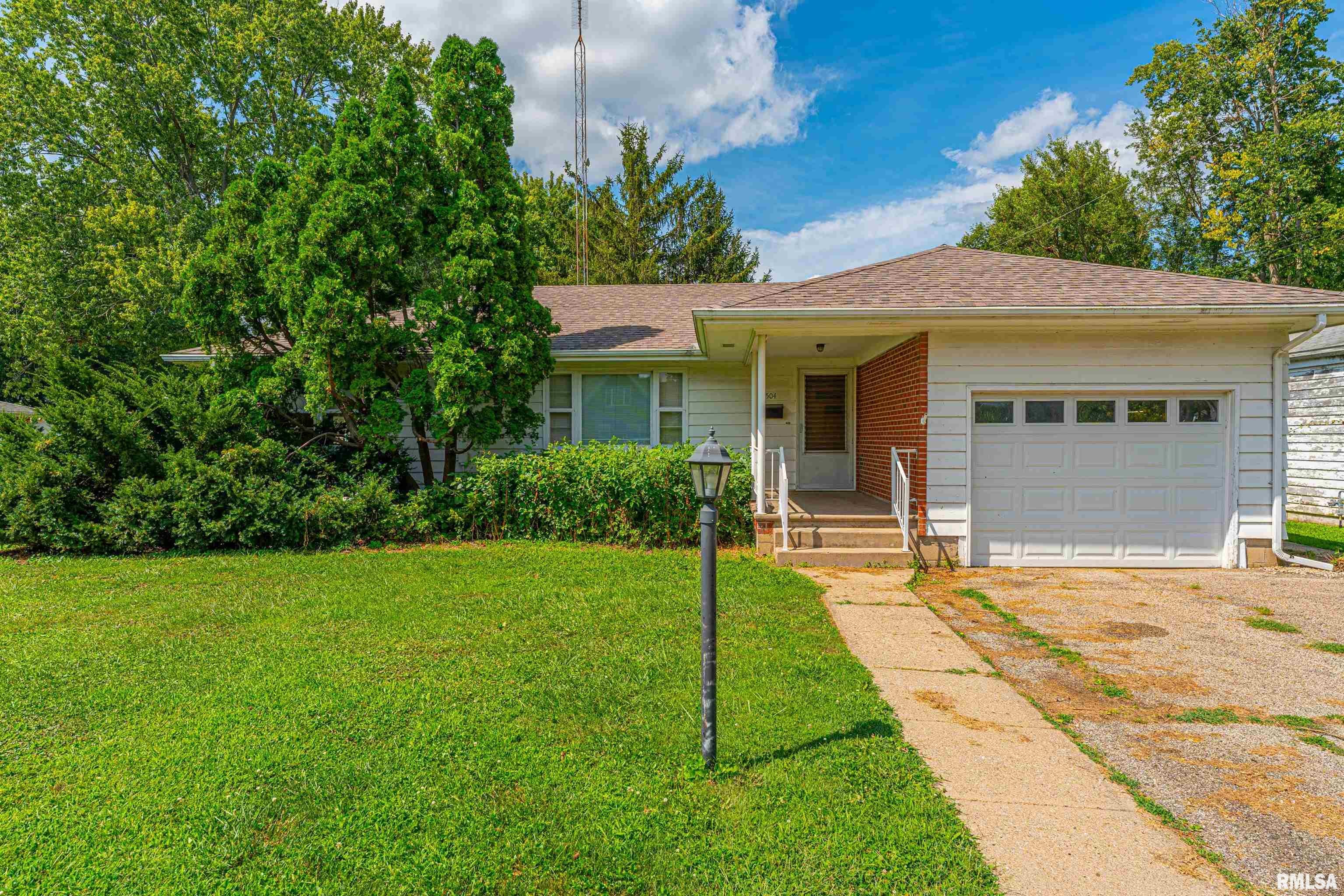 504 W HIGH Street