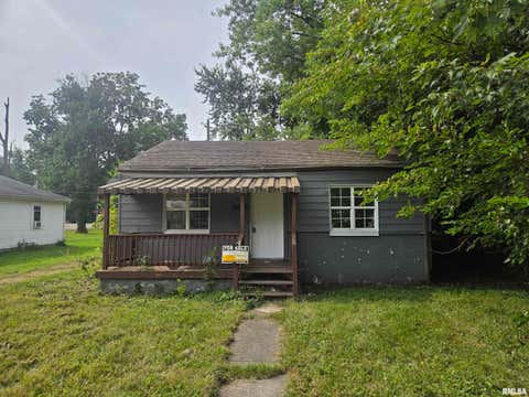 Homes For Sale - 1929 E Spruce Street<br/> Springfield, IL 62703