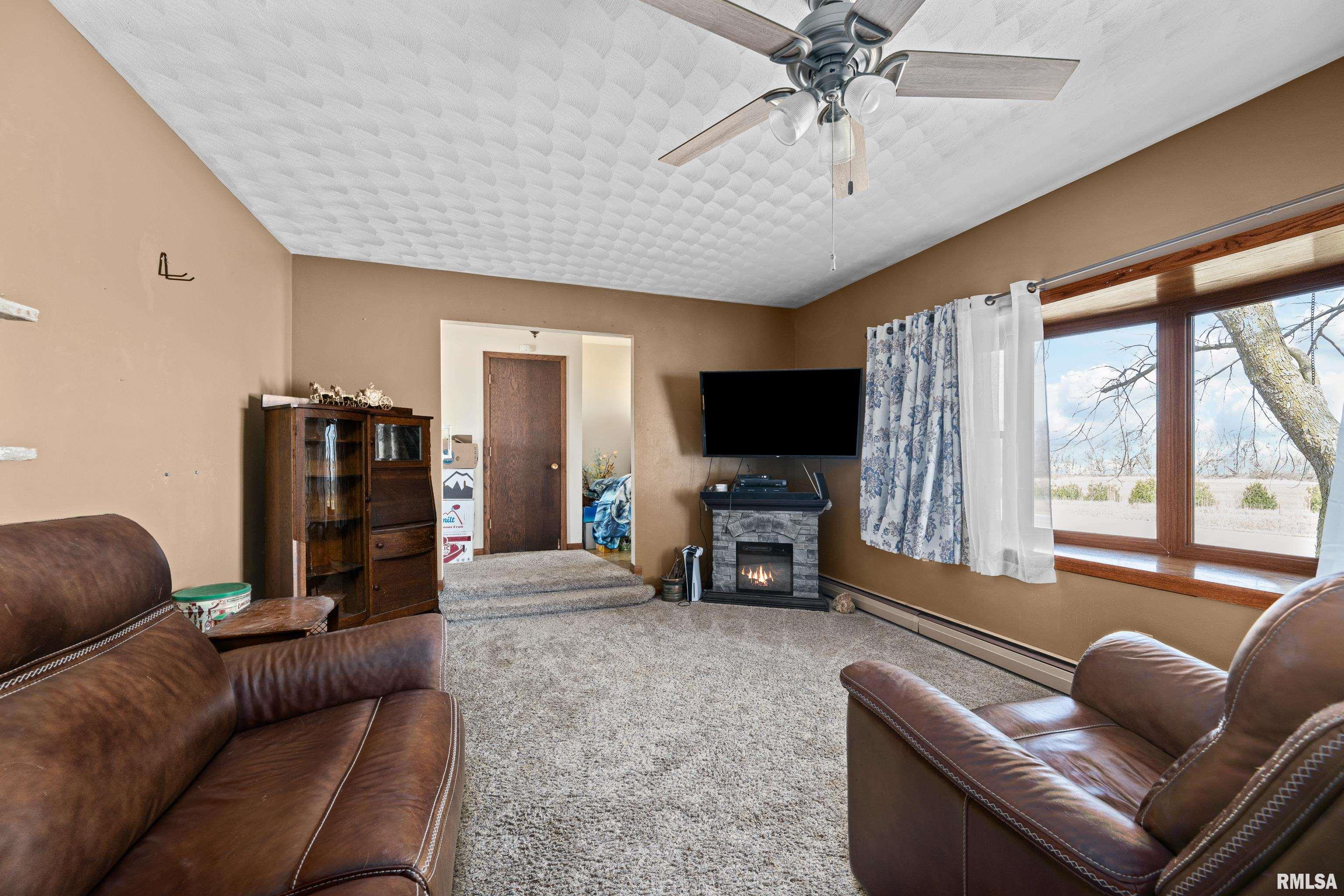 7627 New Liberty Road, Walcott, Iowa image 17