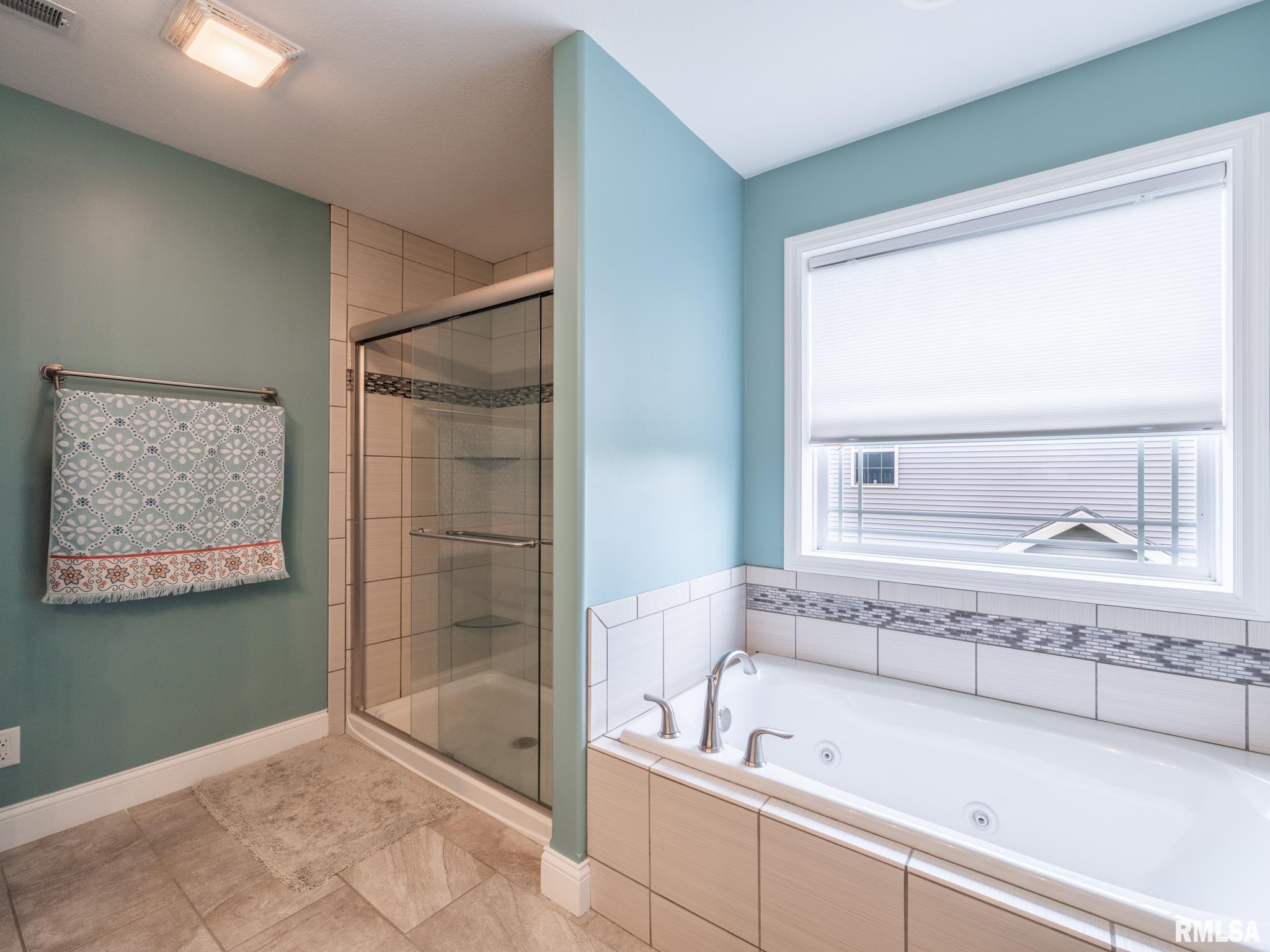 11315 N Granite Street, Dunlap, Illinois image 38