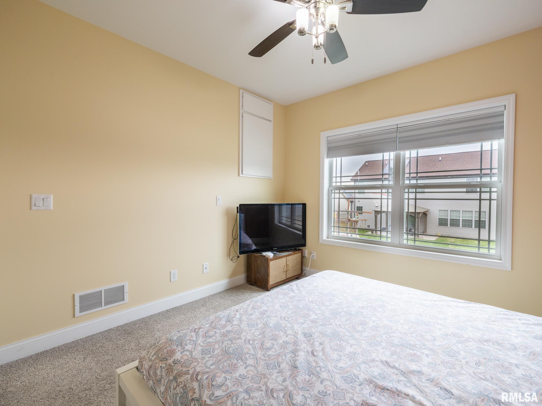 11315 N Granite Street, Dunlap, Illinois image 32