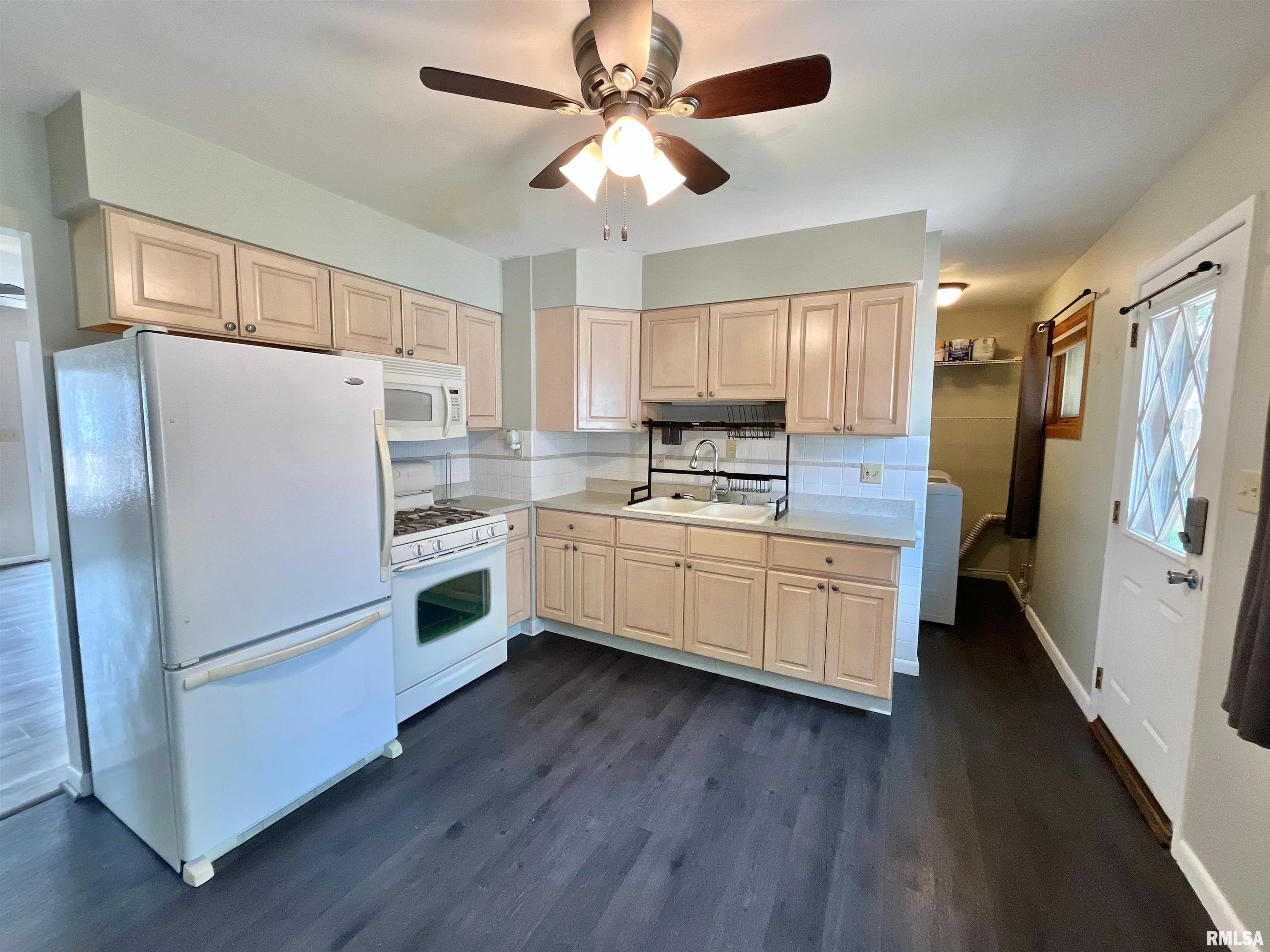 5025 44th Avenue, Moline, Illinois image 6