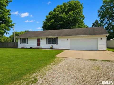 Homes For Sale - 4502 E Terrace Drive<br/> Peoria County, Chillicothe, IL 61523