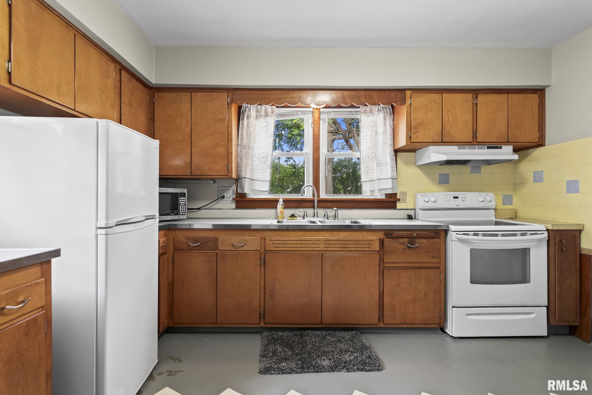1216 N Rutledge Street, Springfield, Illinois image 7