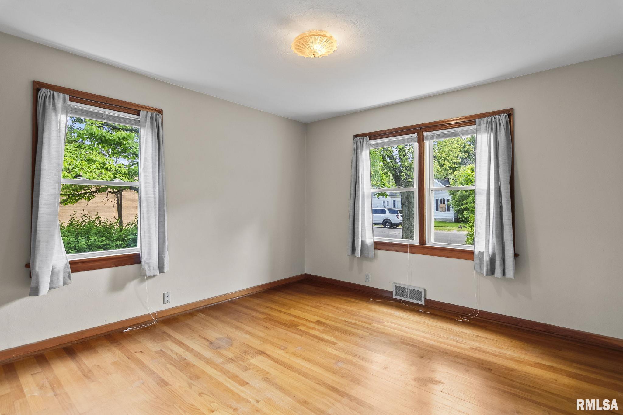 1216 N Rutledge Street, Springfield, Illinois image 11