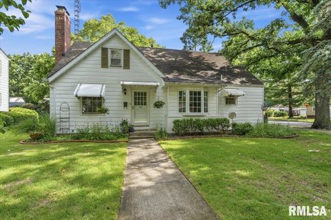 Homes For Sale - 1501 Cook Street<br/> Springfield, IL 62704
