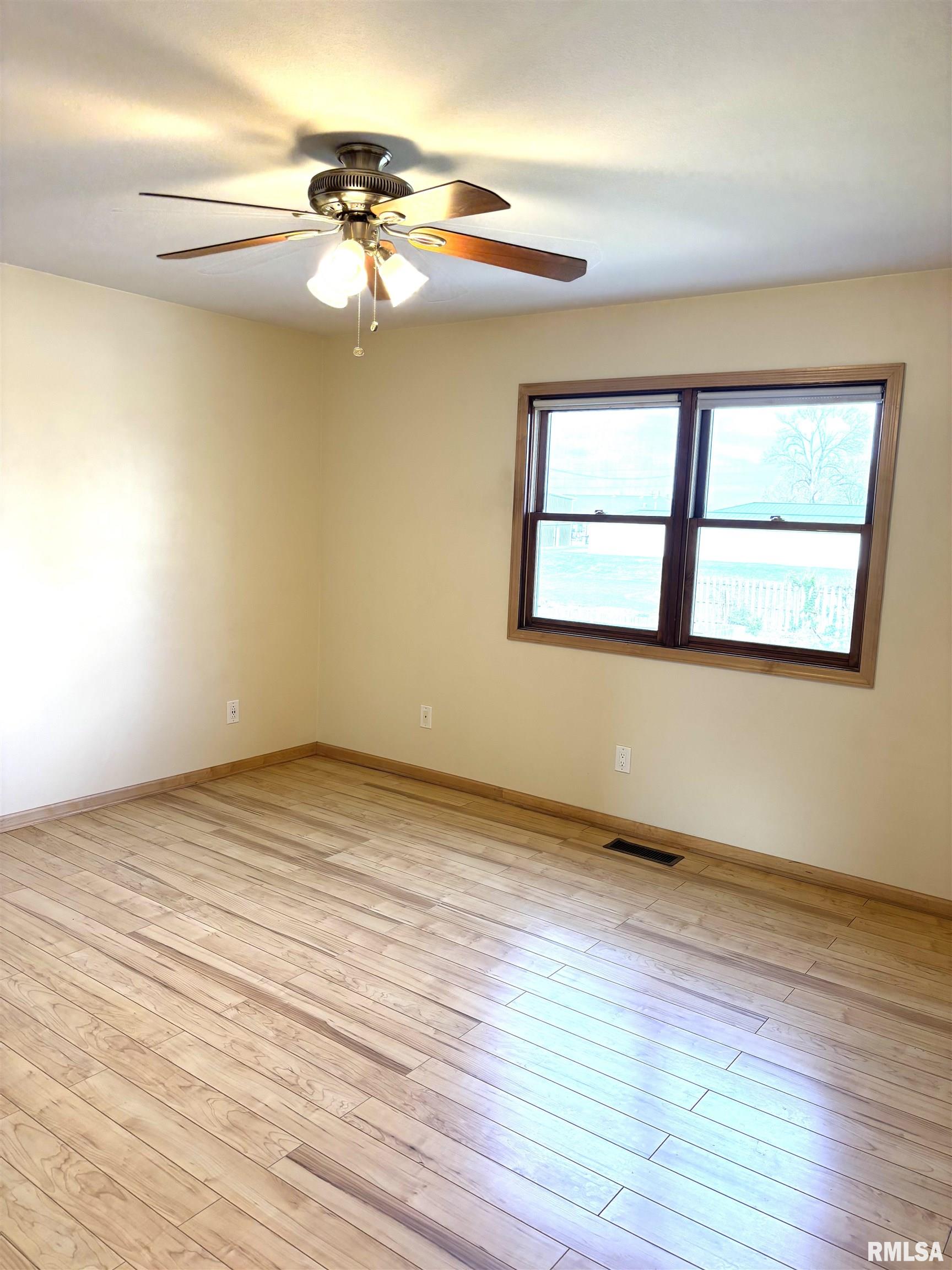 2110 Magnolia Drive, Jacksonville, Illinois image 28