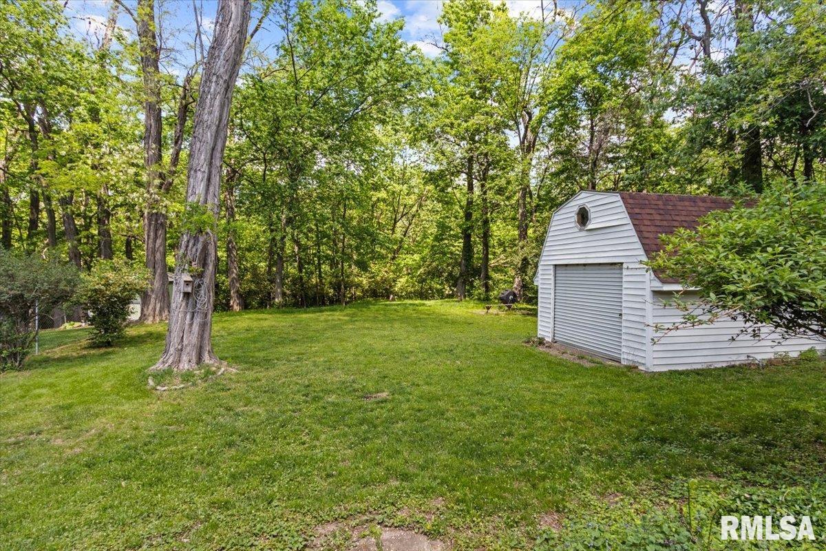 105 Beloit Road, Marquette Heights, Illinois image 29