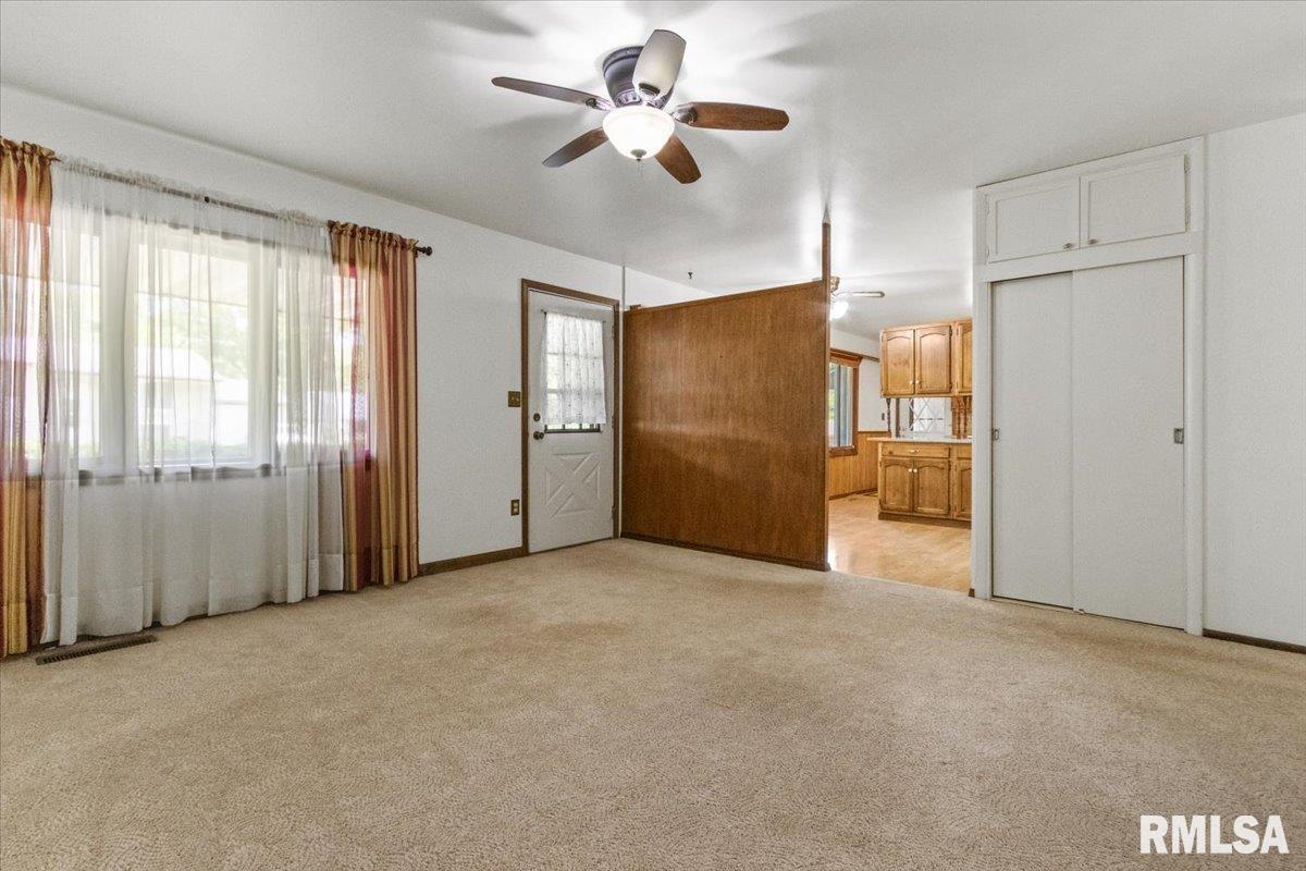 105 Beloit Road, Marquette Heights, Illinois image 8
