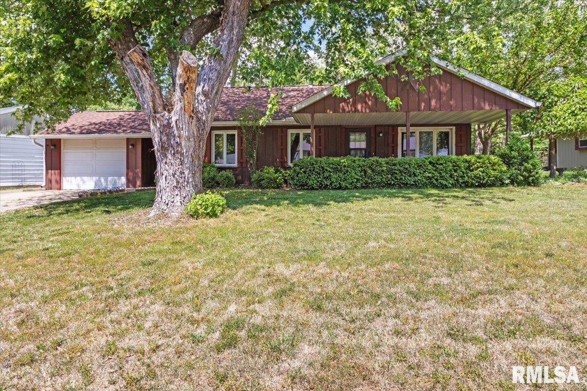 105 Beloit Road, Marquette Heights, Illinois image 1