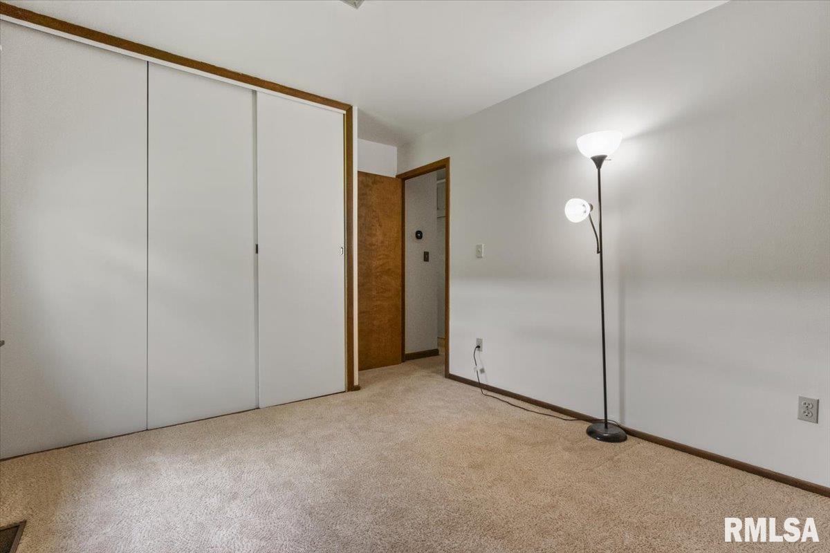 105 Beloit Road, Marquette Heights, Illinois image 22