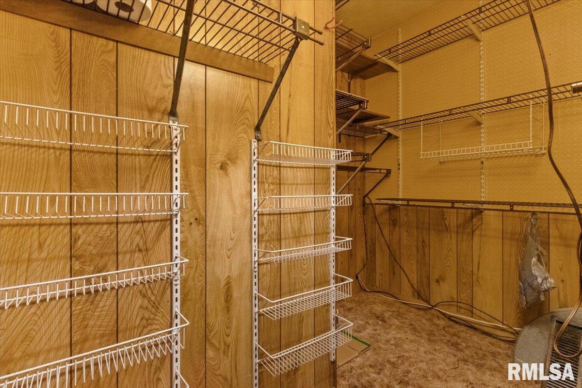 105 Beloit Road, Marquette Heights, Illinois image 23