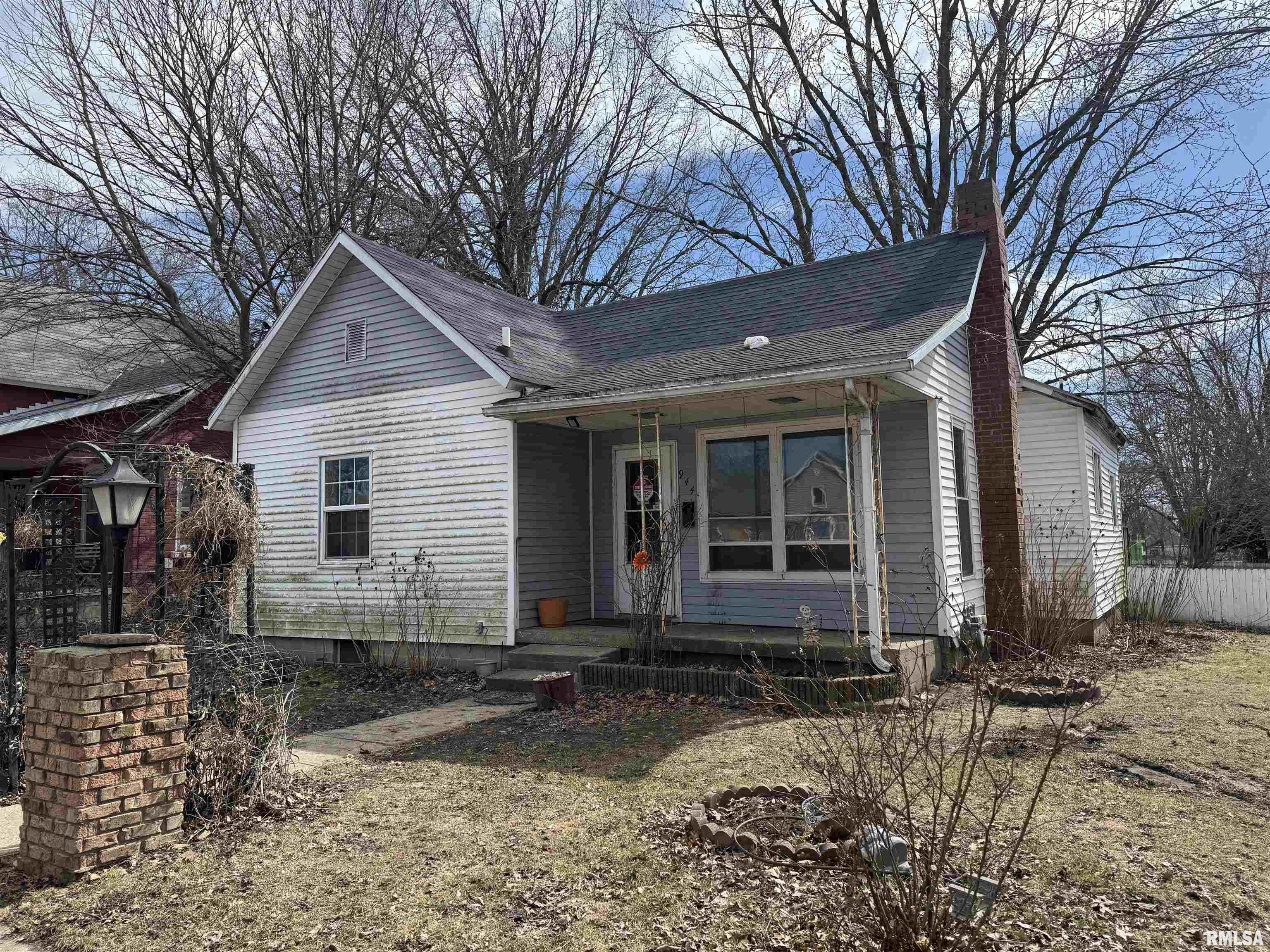 944 E Walnut Street, Canton, Illinois image 1