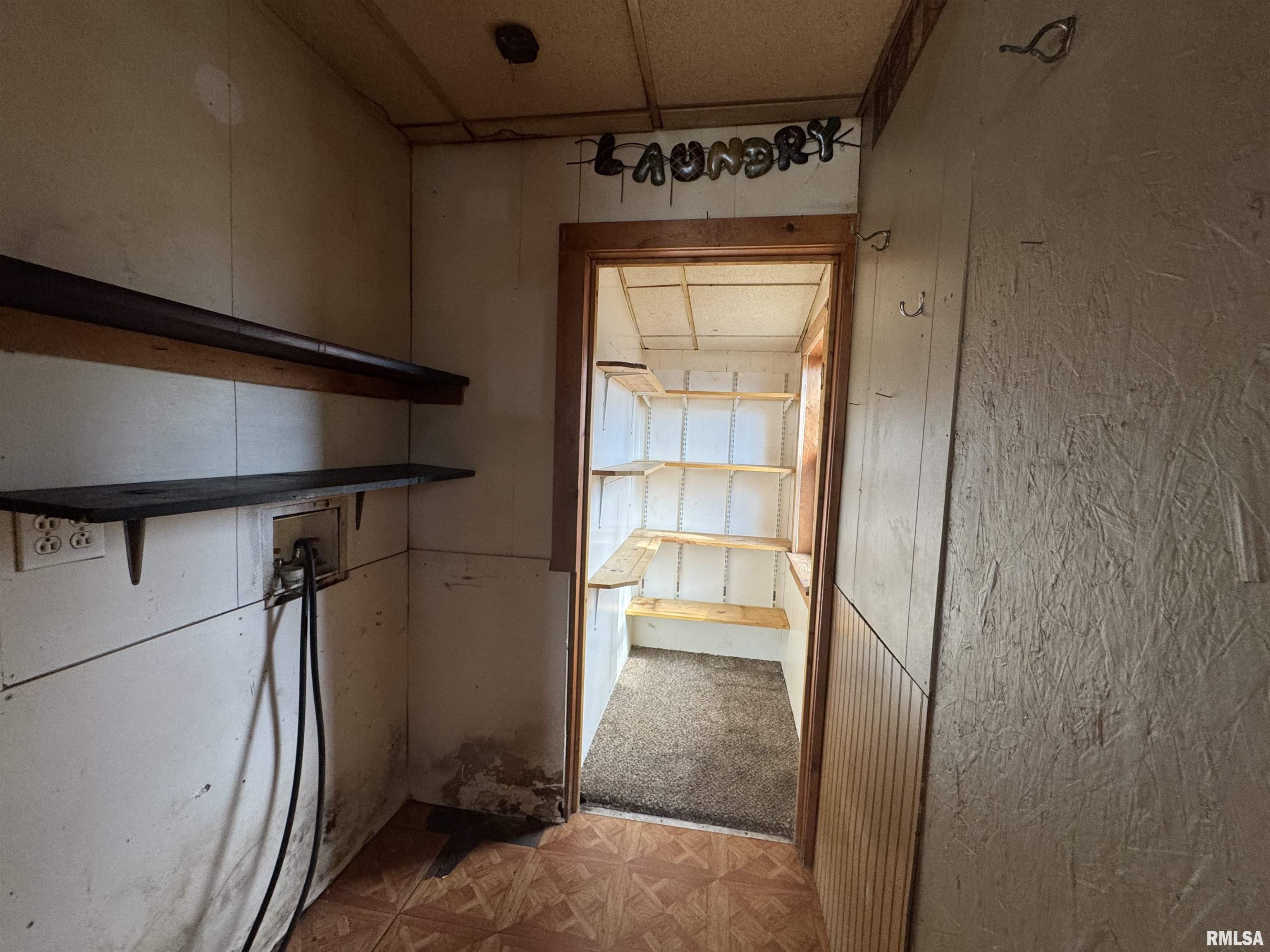 944 E Walnut Street, Canton, Illinois image 8