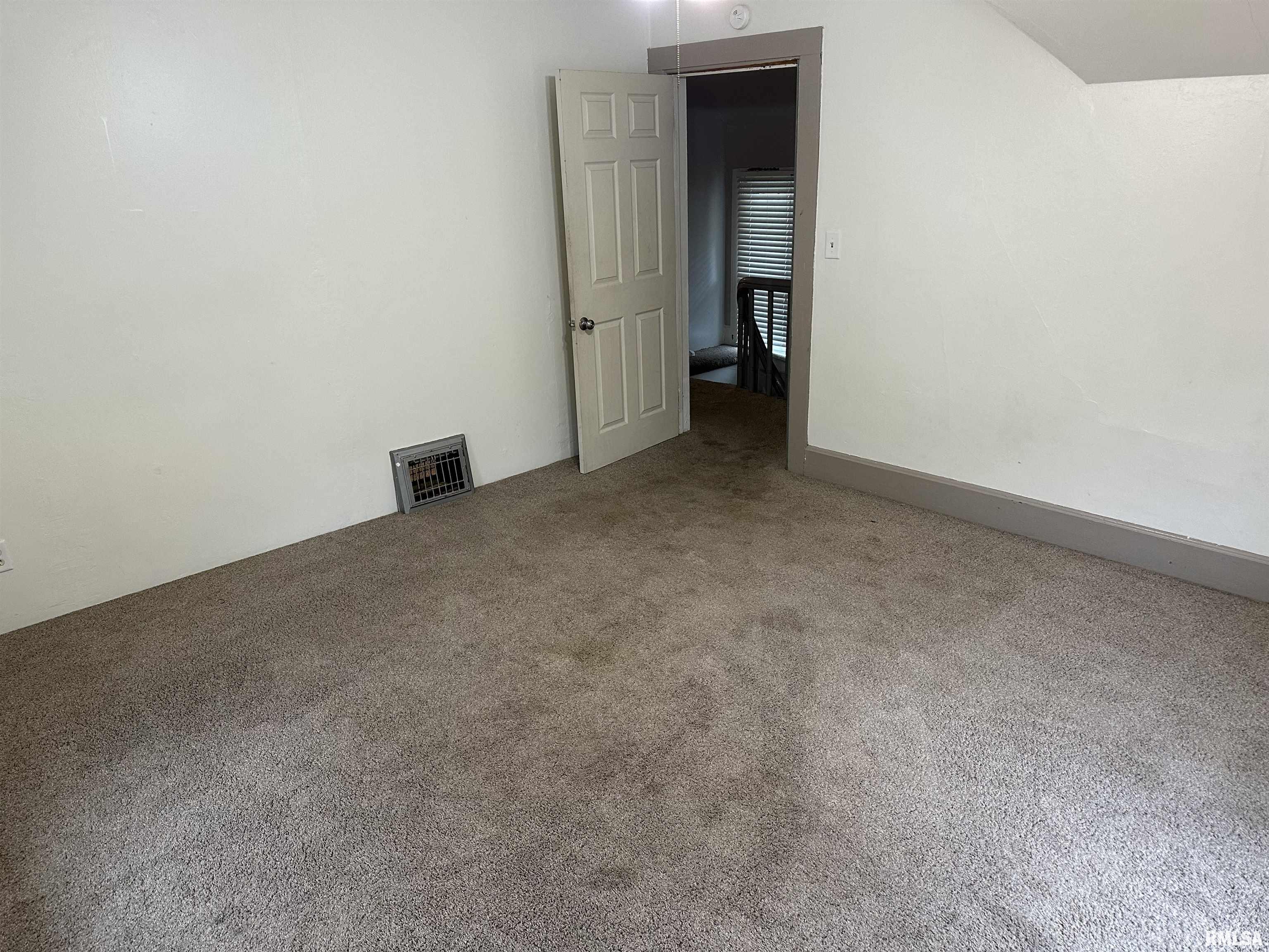 2811 8th Avenue, Rock Island, Illinois image 15