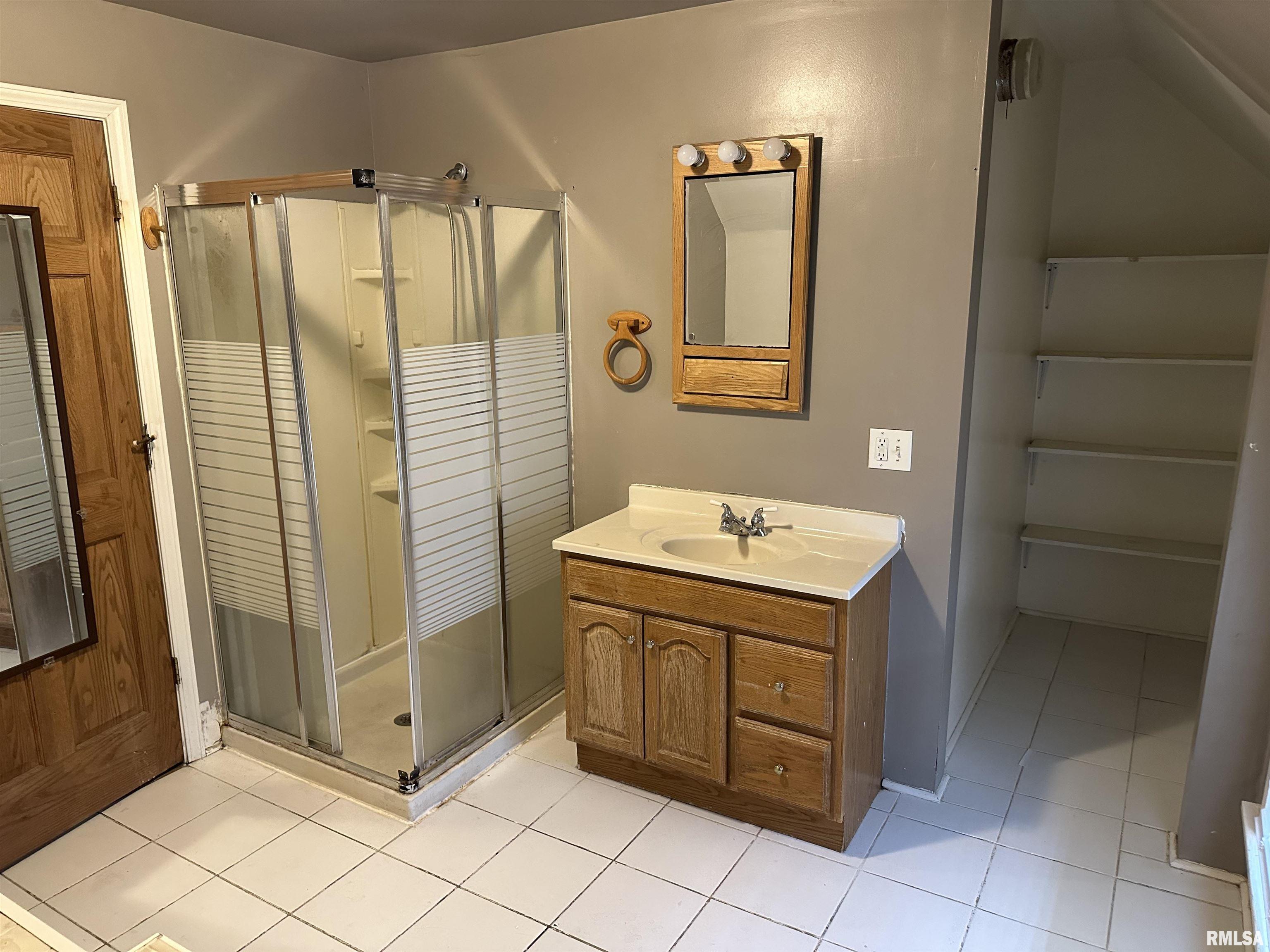 2811 8th Avenue, Rock Island, Illinois image 11
