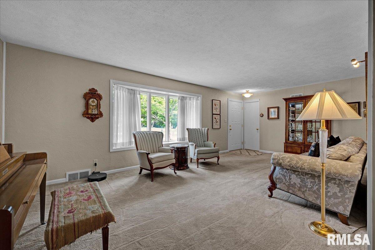 3411 N Bigelow Street, Peoria, Illinois image 6