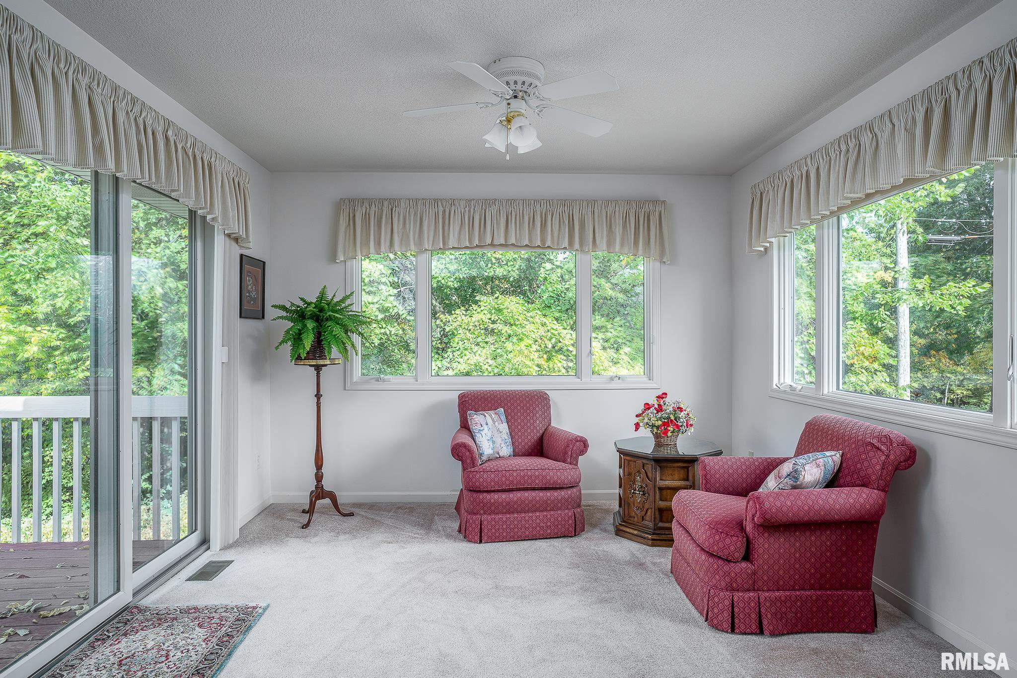 2019 Villa Pines Circle, Carbon Cliff, Illinois image 15