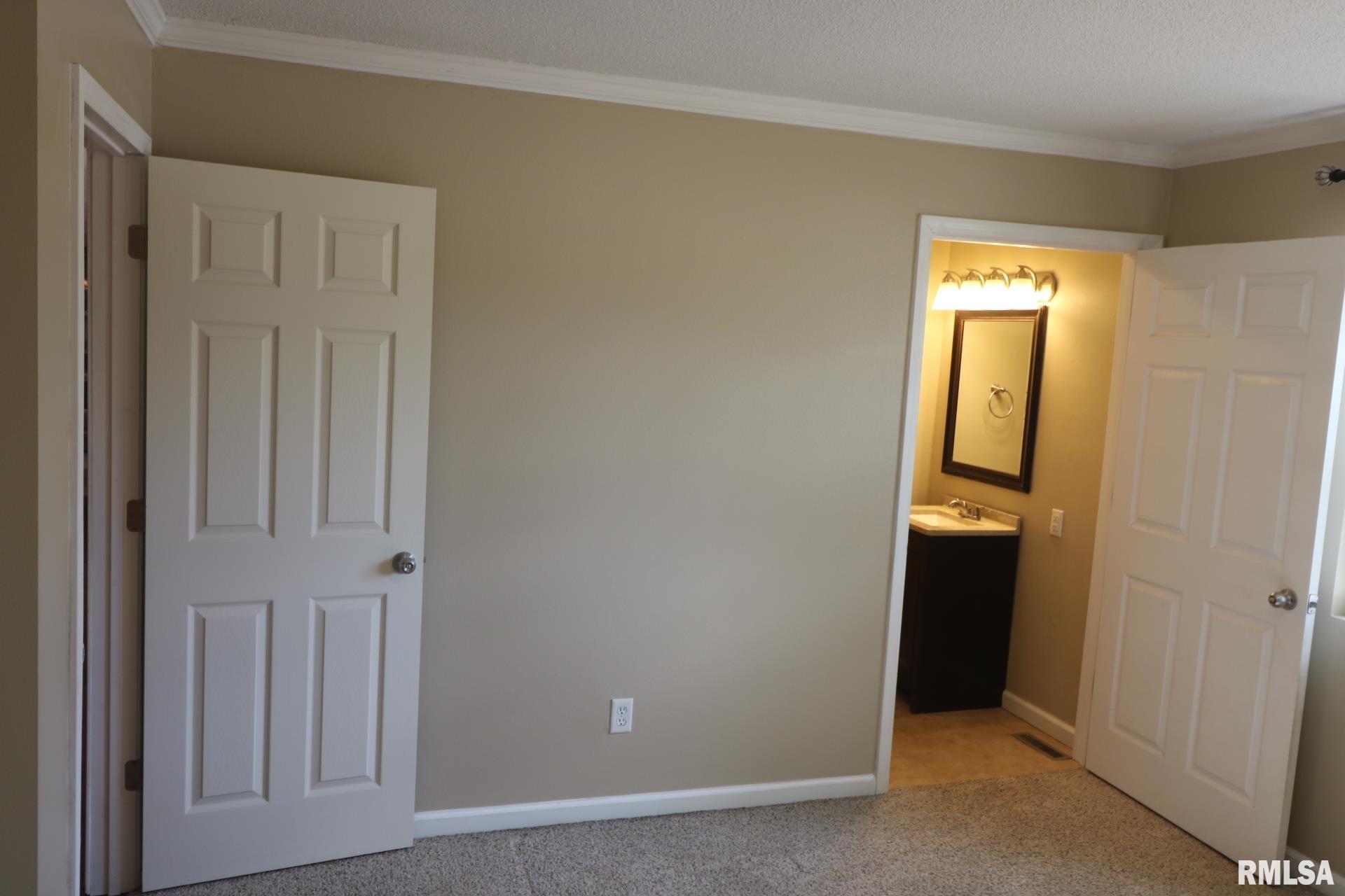 914 Valley Drive, Carterville, Illinois image 21