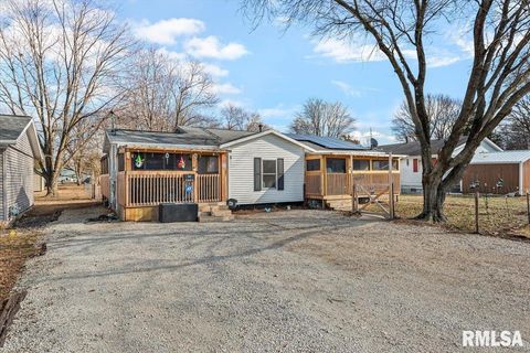 Homes For Sale - 602 N State Street<br/> Pana, IL 62557