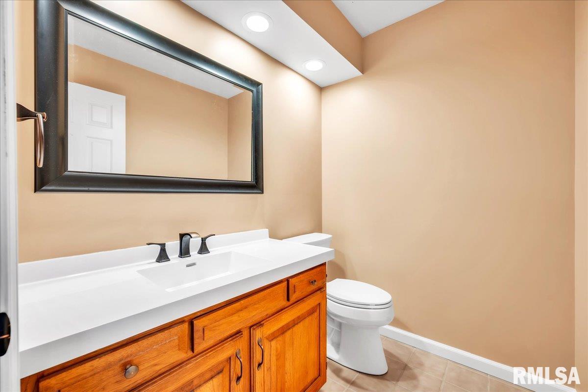 11901 N Windcrest Court, Dunlap, Illinois image 22