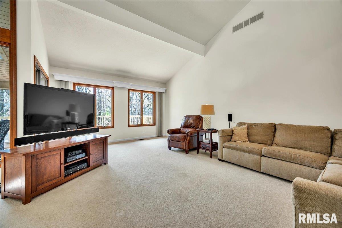 11901 N Windcrest Court, Dunlap, Illinois image 5