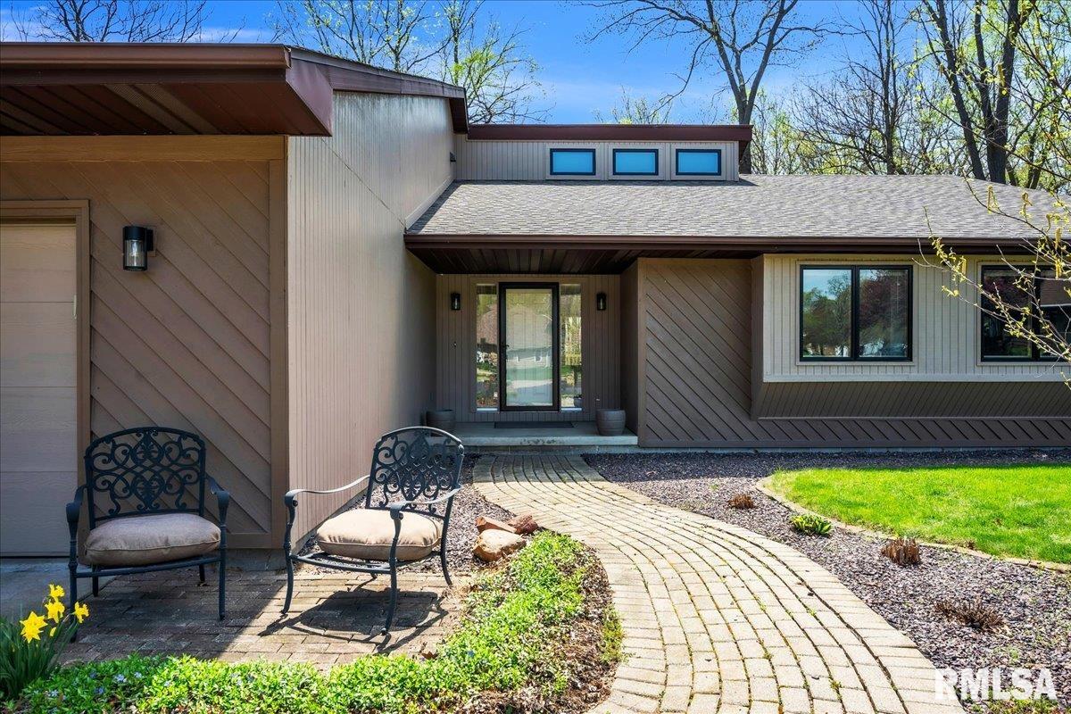 11901 N Windcrest Court, Dunlap, Illinois image 3