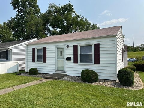 Homes For Rent - 2 Saint James Court<br/> Springfield, IL 62703