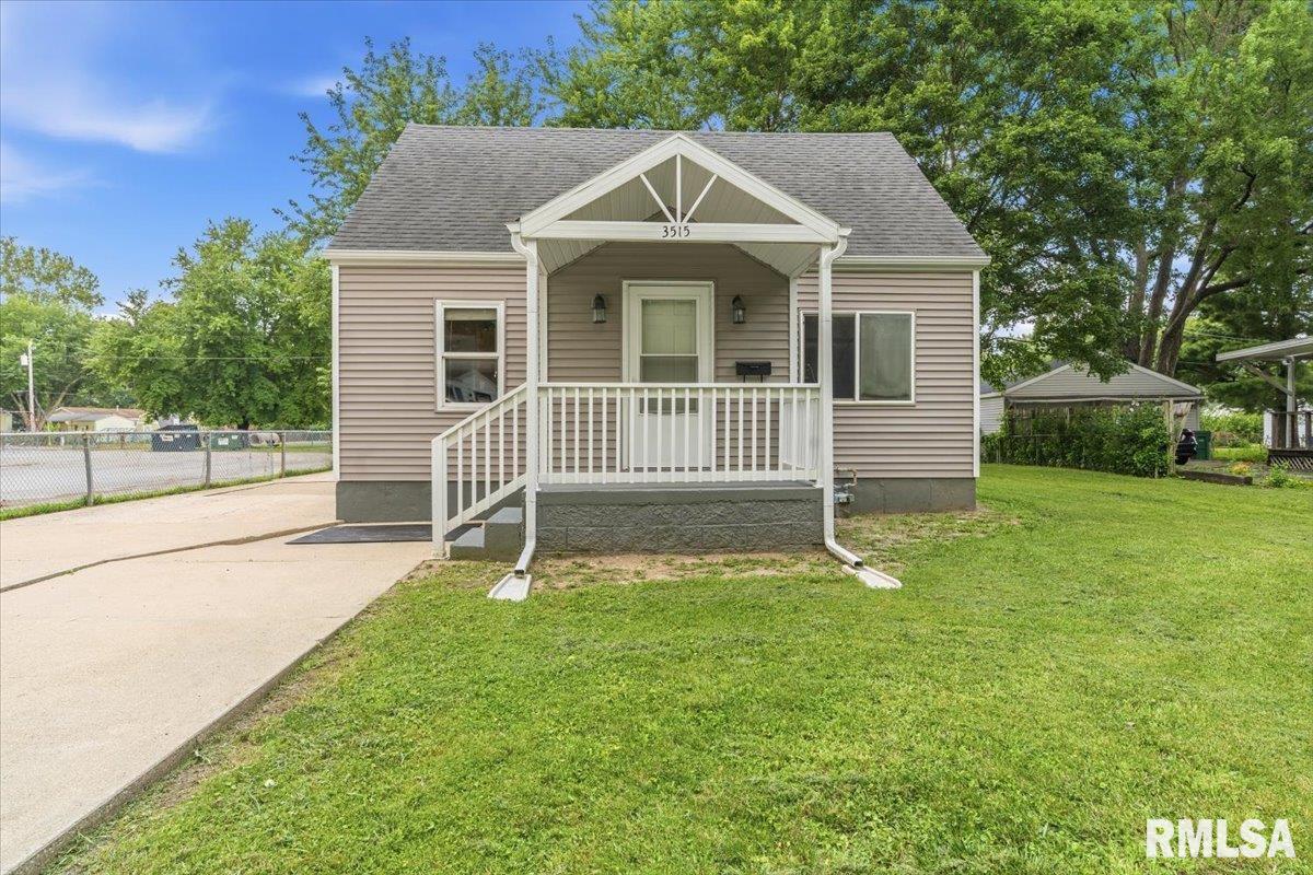 Photo 1 of 22 — 3515 SHERMAN Street, Springfield, IL 62703
