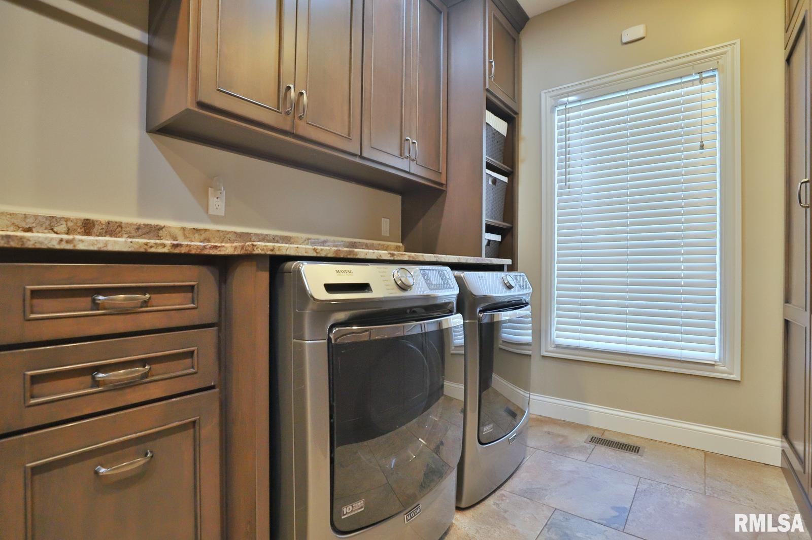 10723 N Trails Edge Drive, Peoria, Illinois image 33