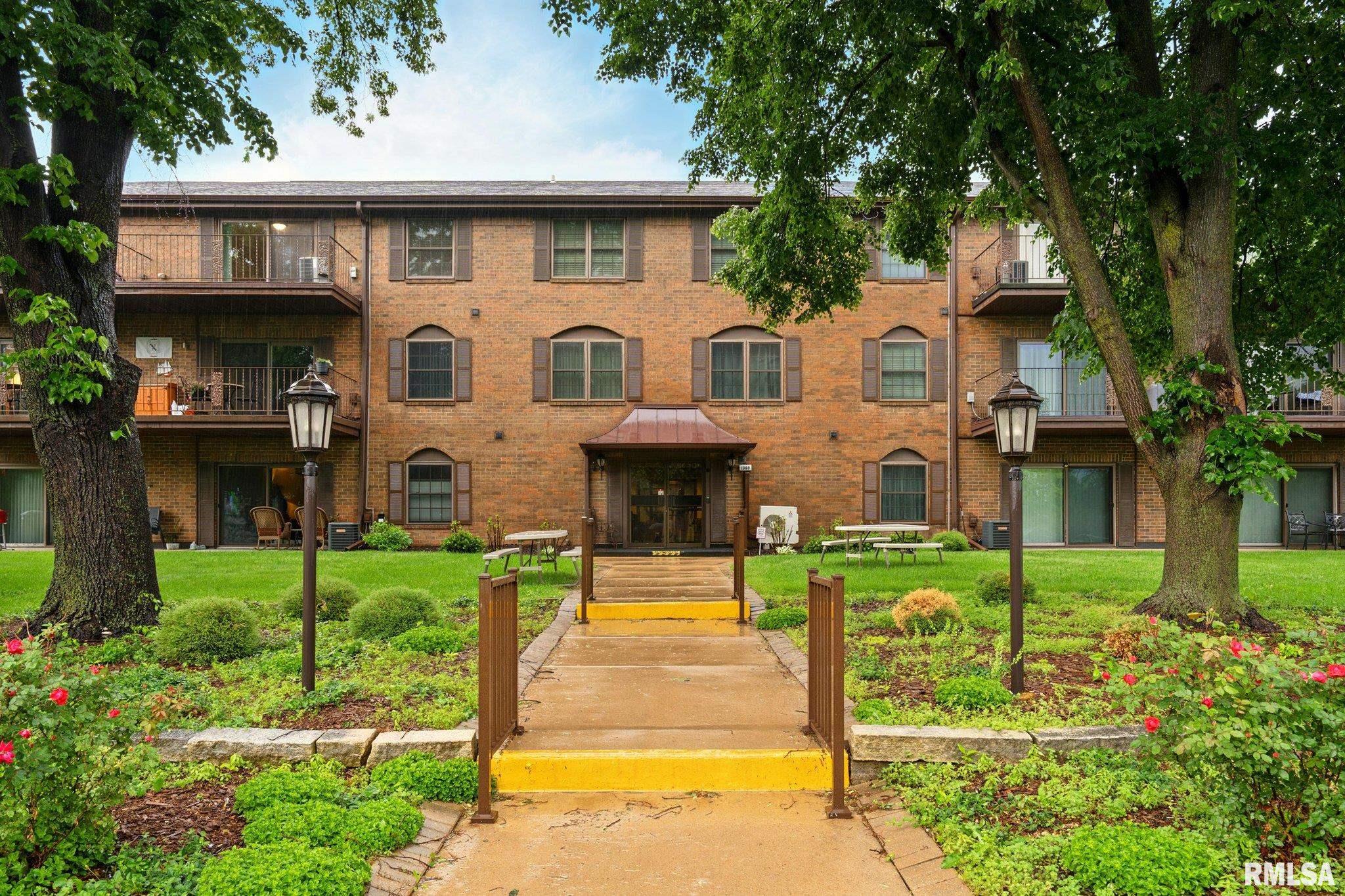 1360 Kimberly Ridge Road #306, Bettendorf, Iowa image 1