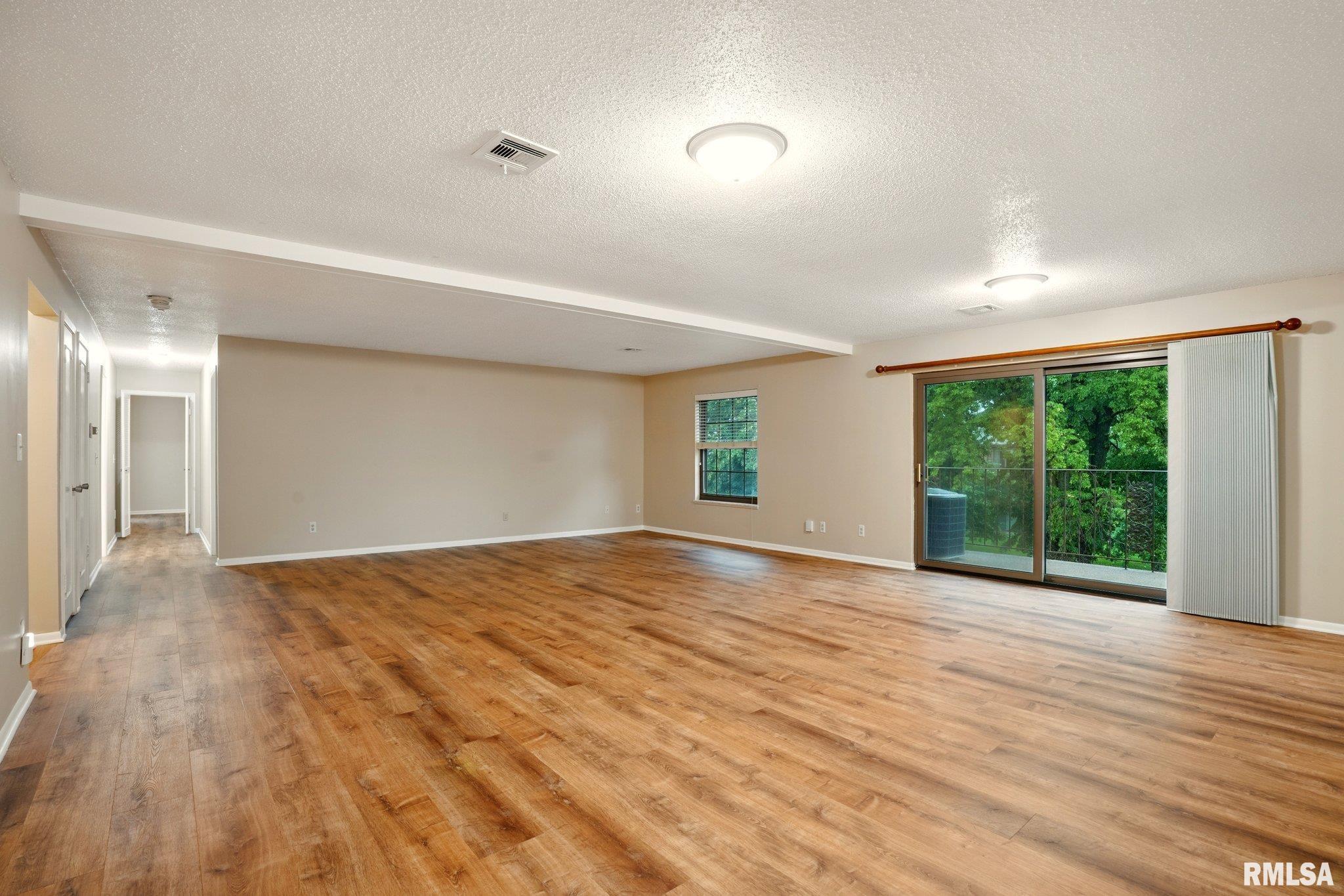 1360 Kimberly Ridge Road #306, Bettendorf, Iowa image 2