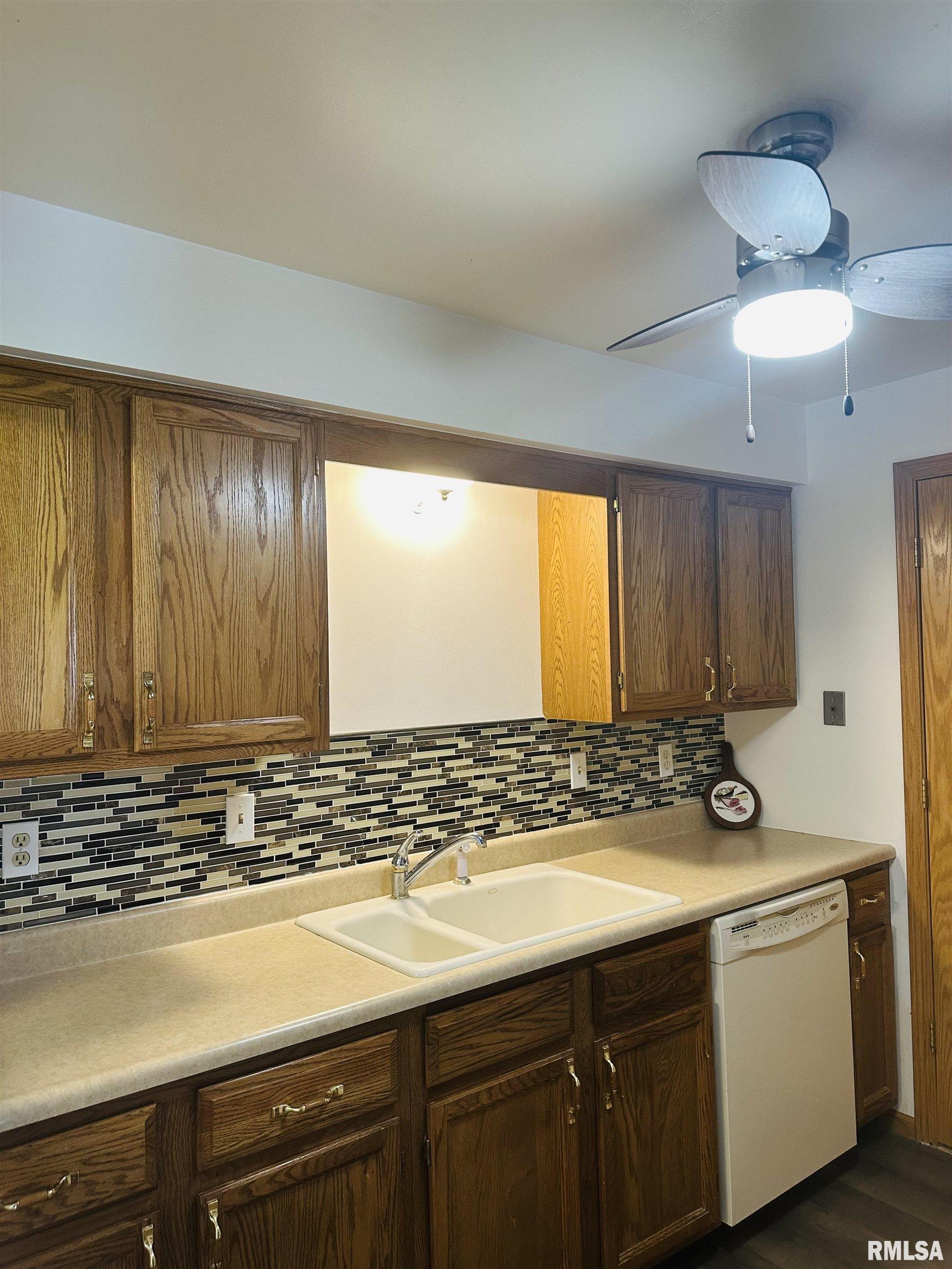 3505 W Willow Knolls Road #3G, Peoria, Illinois image 21