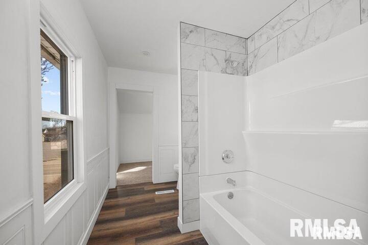 807 14th Avenue, Fulton, Illinois image 11