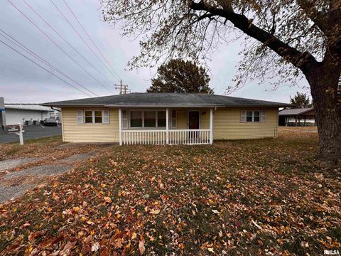 Homes For Sale - 1120 N Market Street<br/> Sparta, IL 62286