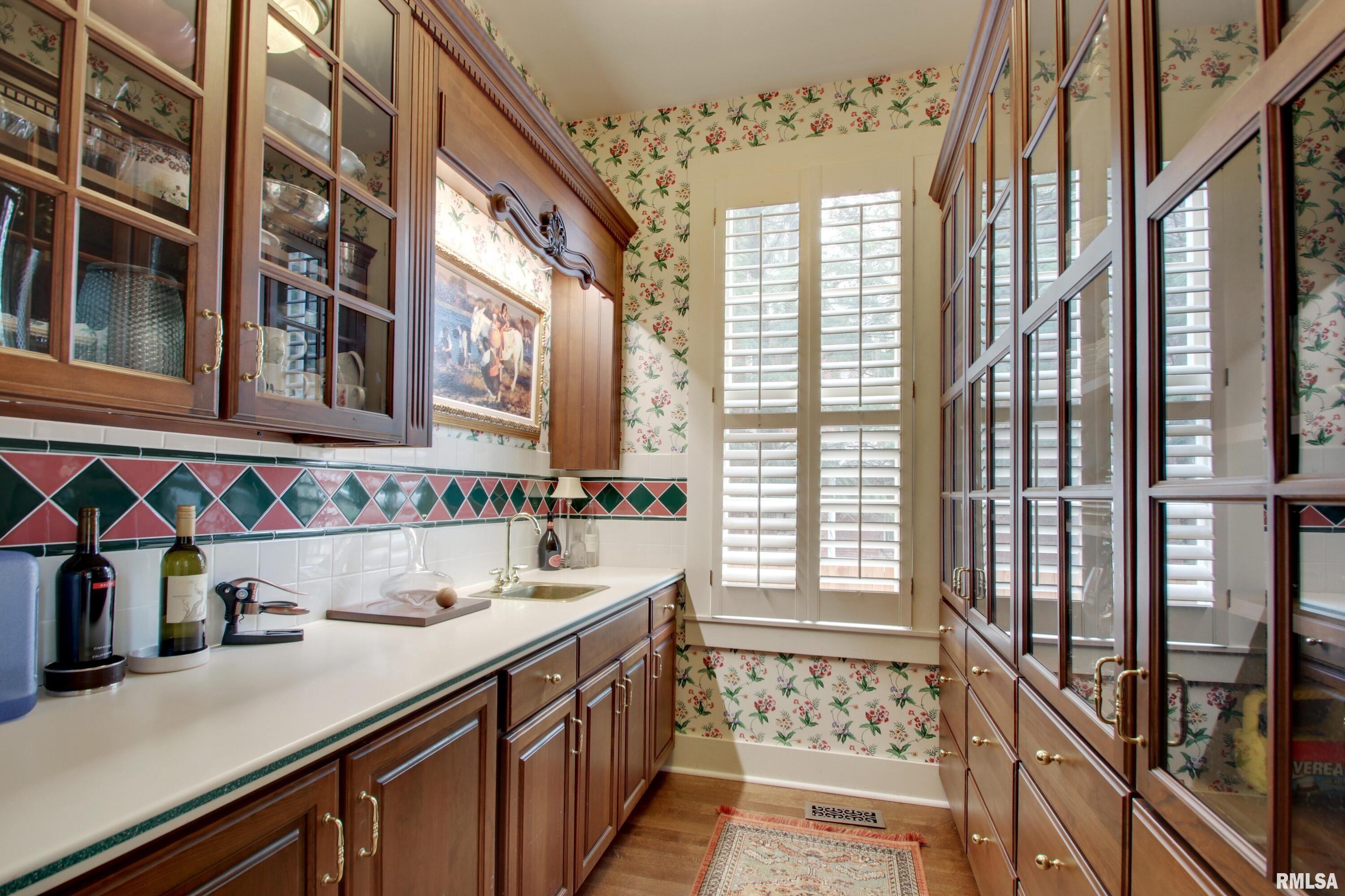 1477 Maine Street, Quincy, Illinois image 12