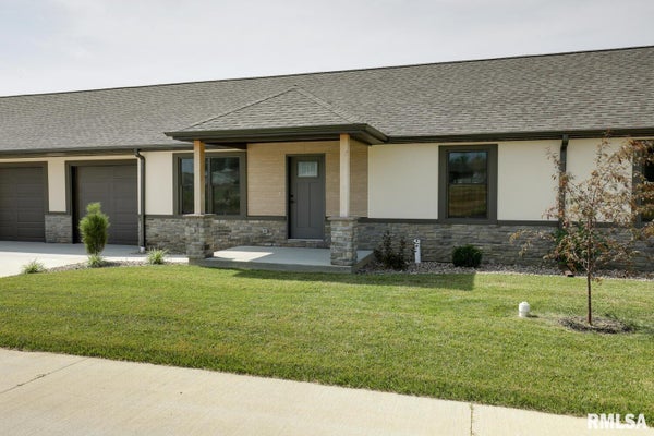 2825 N 23RD ST, QUINCY, IL 62305 - Image 8fe48bae29338b43a96dcdf7e9a2d7b4/2325469420