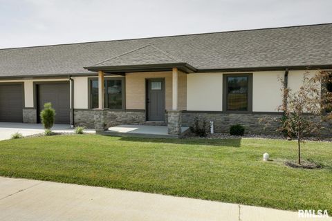 Homes For Sale - 2825 N 23rd Street<br/> Adams County, Quincy, IL 62305