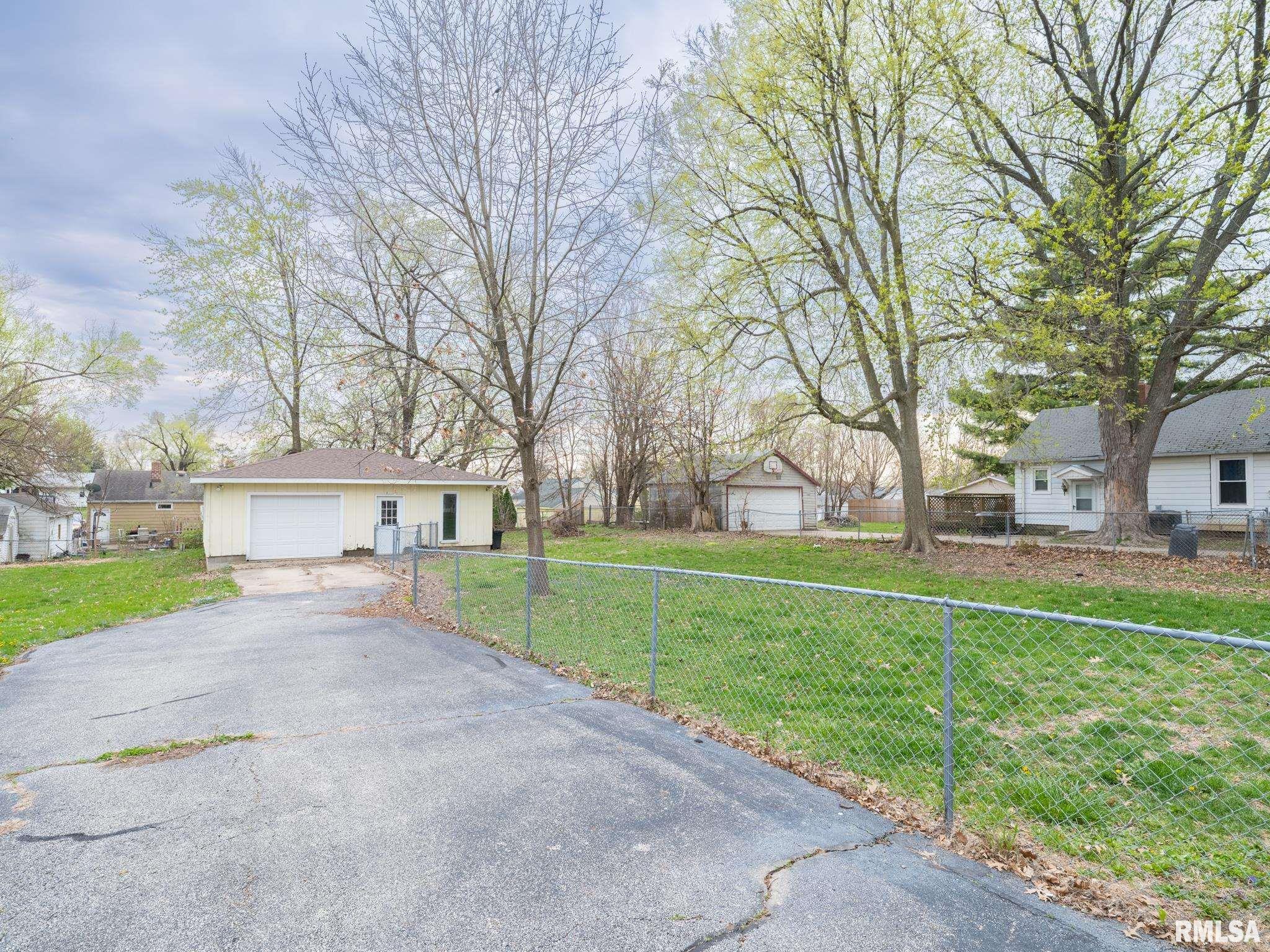 1122 Purtscher Drive, Peoria, Illinois image 4